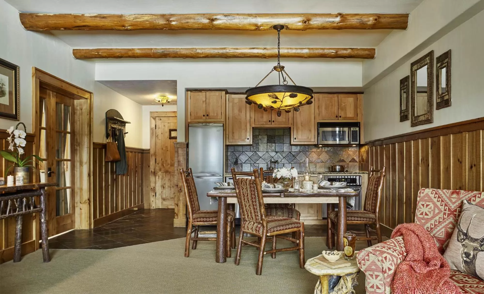 Kitchen or kitchenette in The Whiteface Lodge