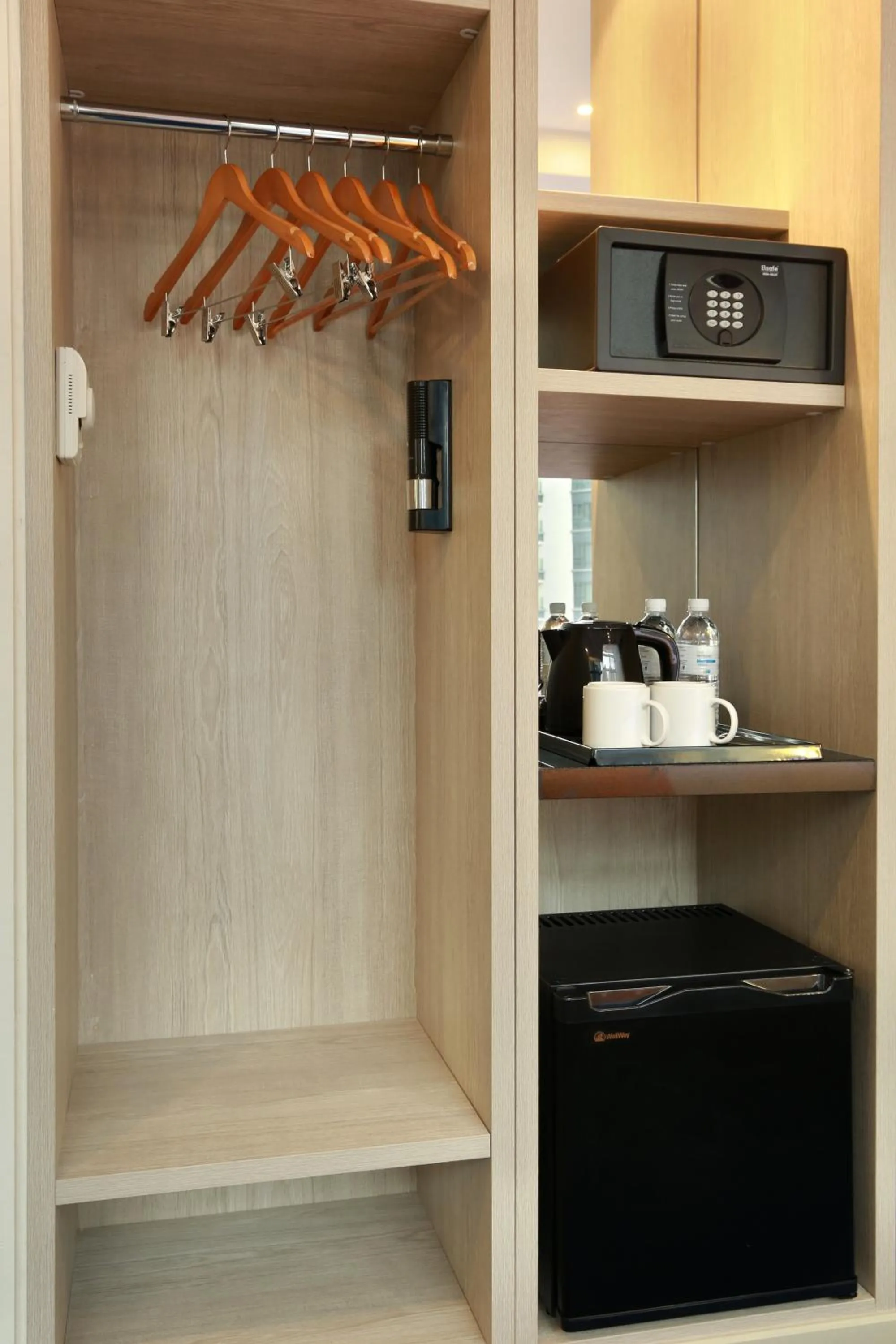 Photo of the whole room in Holiday Inn Express Kuala Lumpur City Centre by IHG