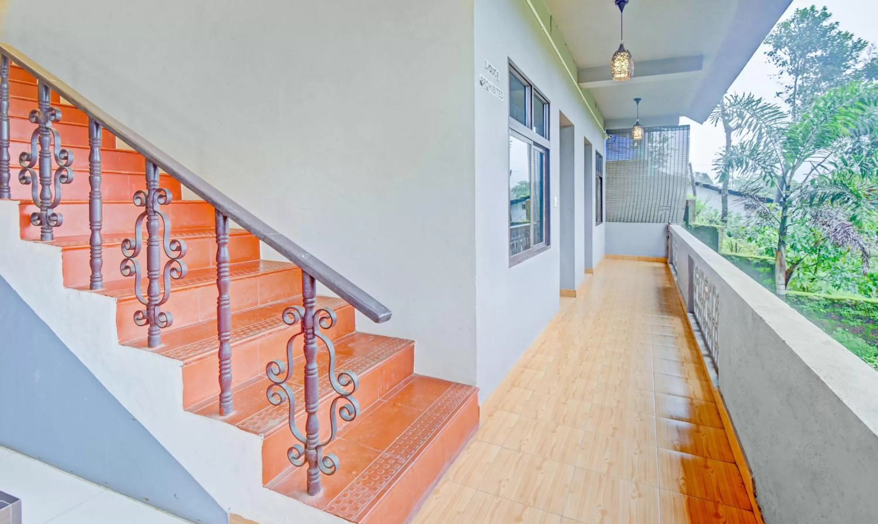 Balcony/Terrace in Itsy Hotels Igloo Residency Raja Seat