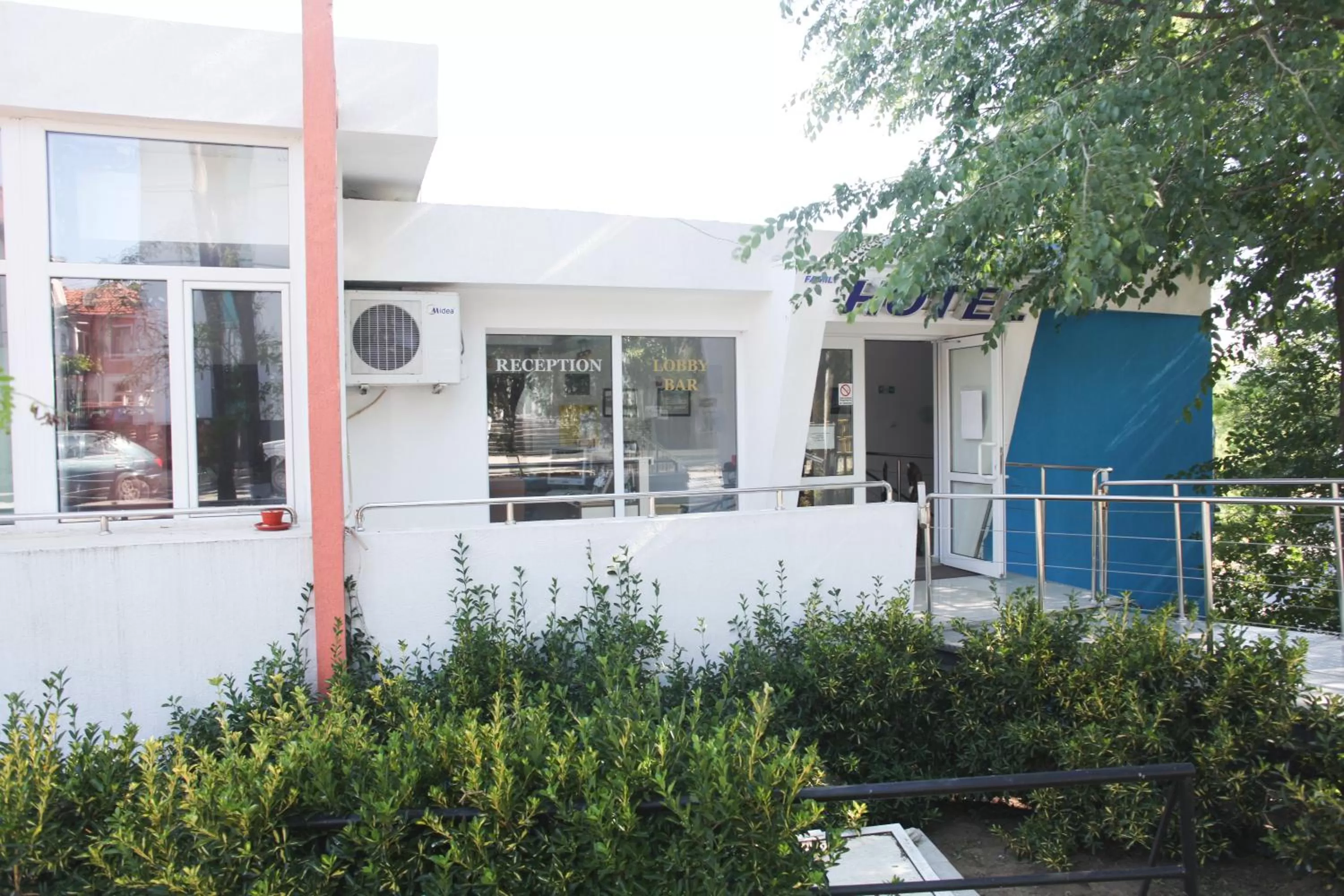 Facade/entrance in Ribarska Sreshta Family Hotel