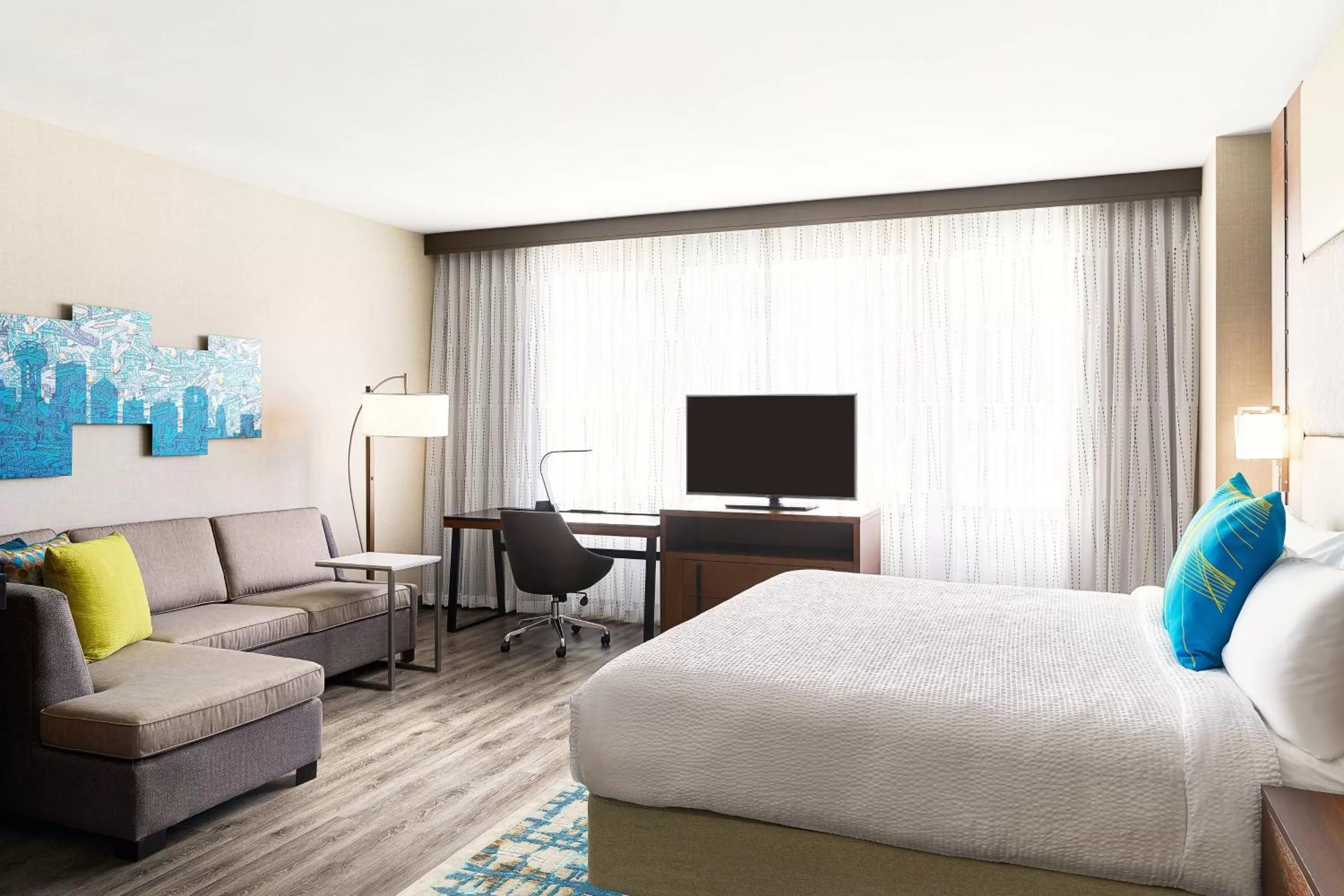 Photo of the whole room, Bed in Residence Inn by Marriott Dallas Downtown