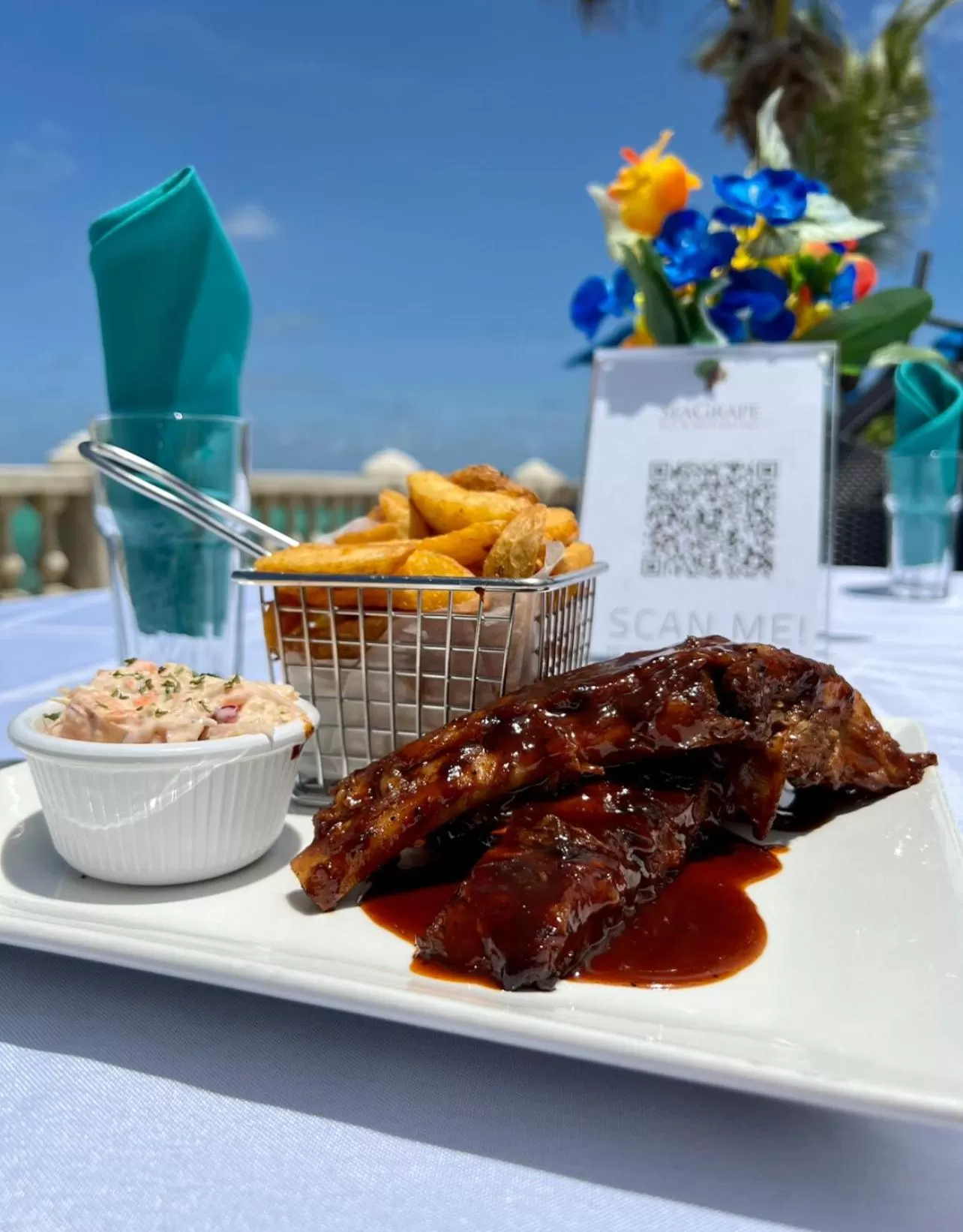 Restaurant/places to eat in Dover Beach Hotel