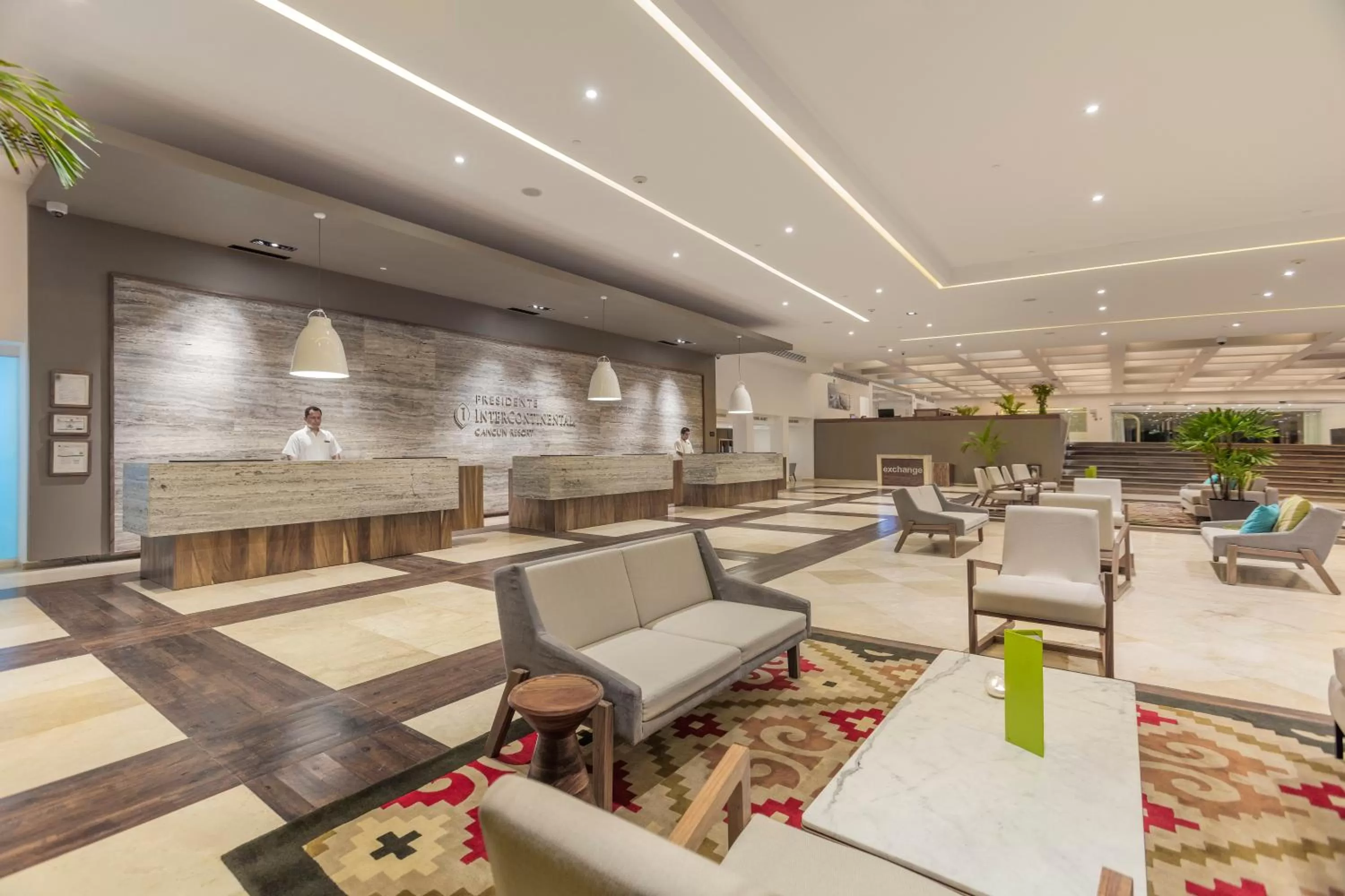 Property building in Presidente InterContinental Cancun Resort