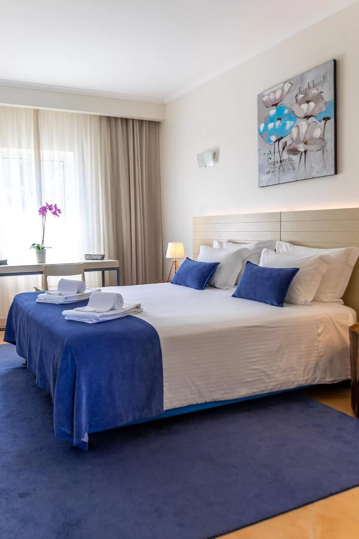 Bed in Aldeia Azul Resort