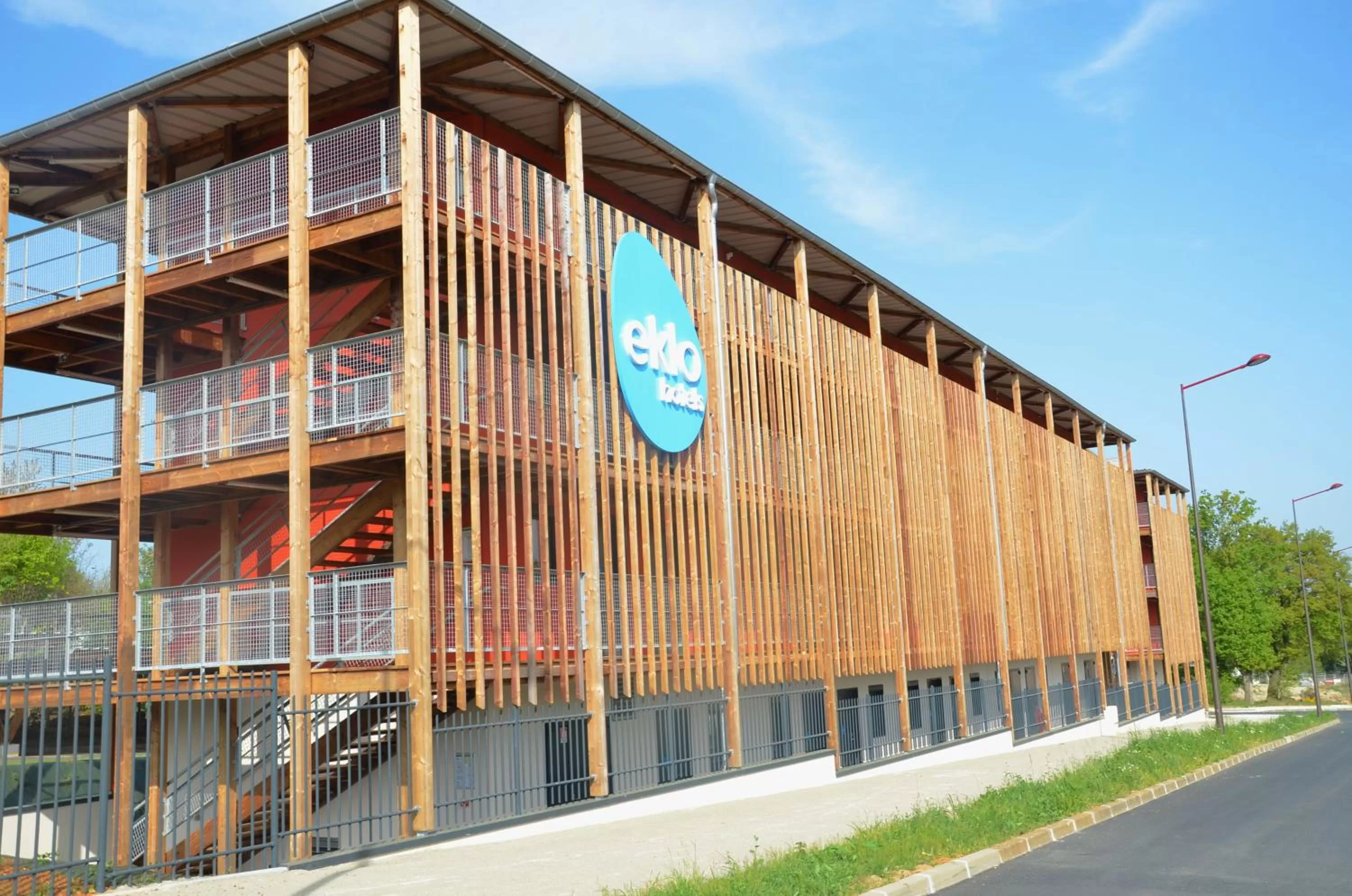 Facade/entrance in Eklo Hotels Le Mans