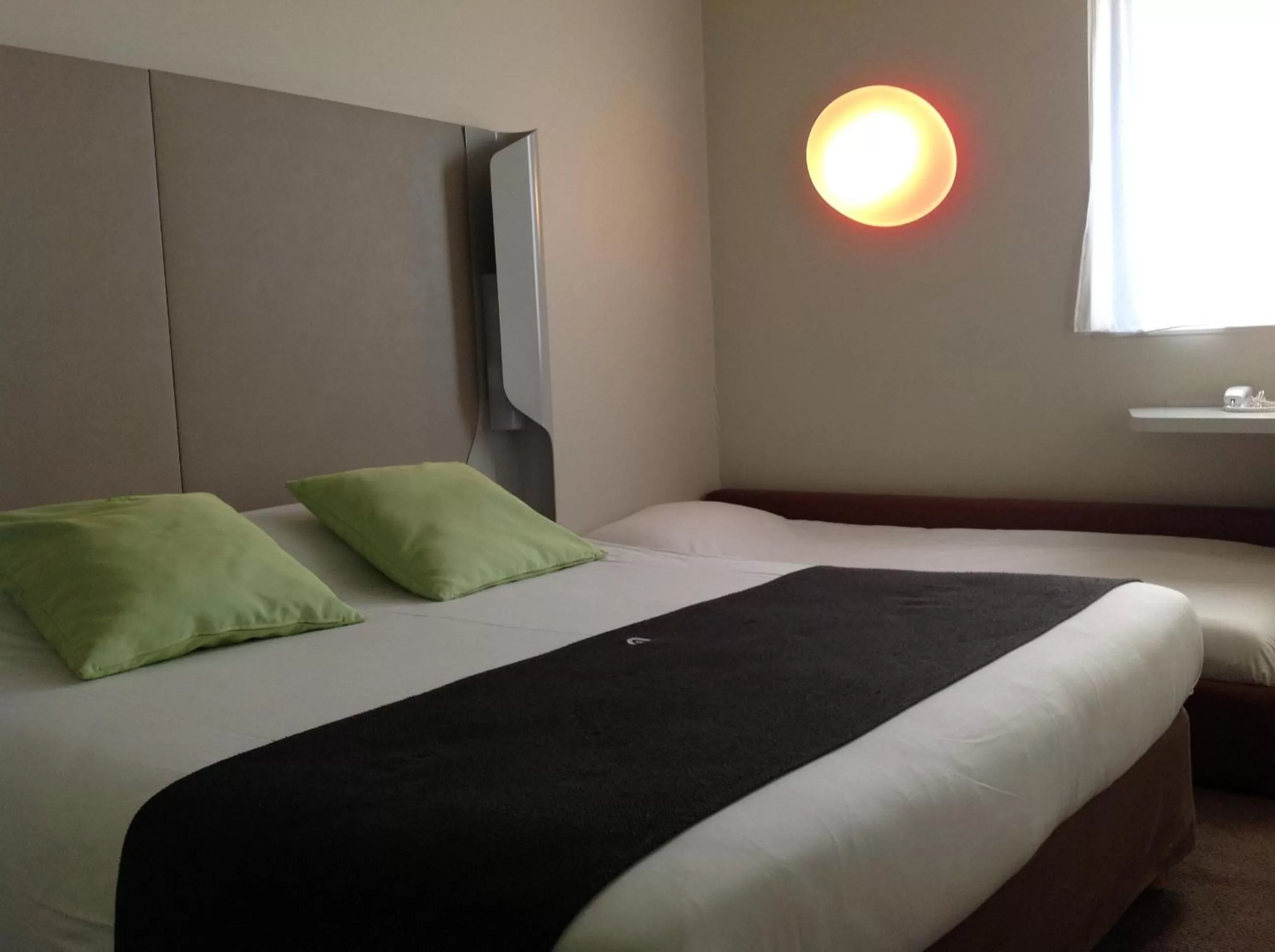 Bed in Campanile Carcassonne Est - La Cité