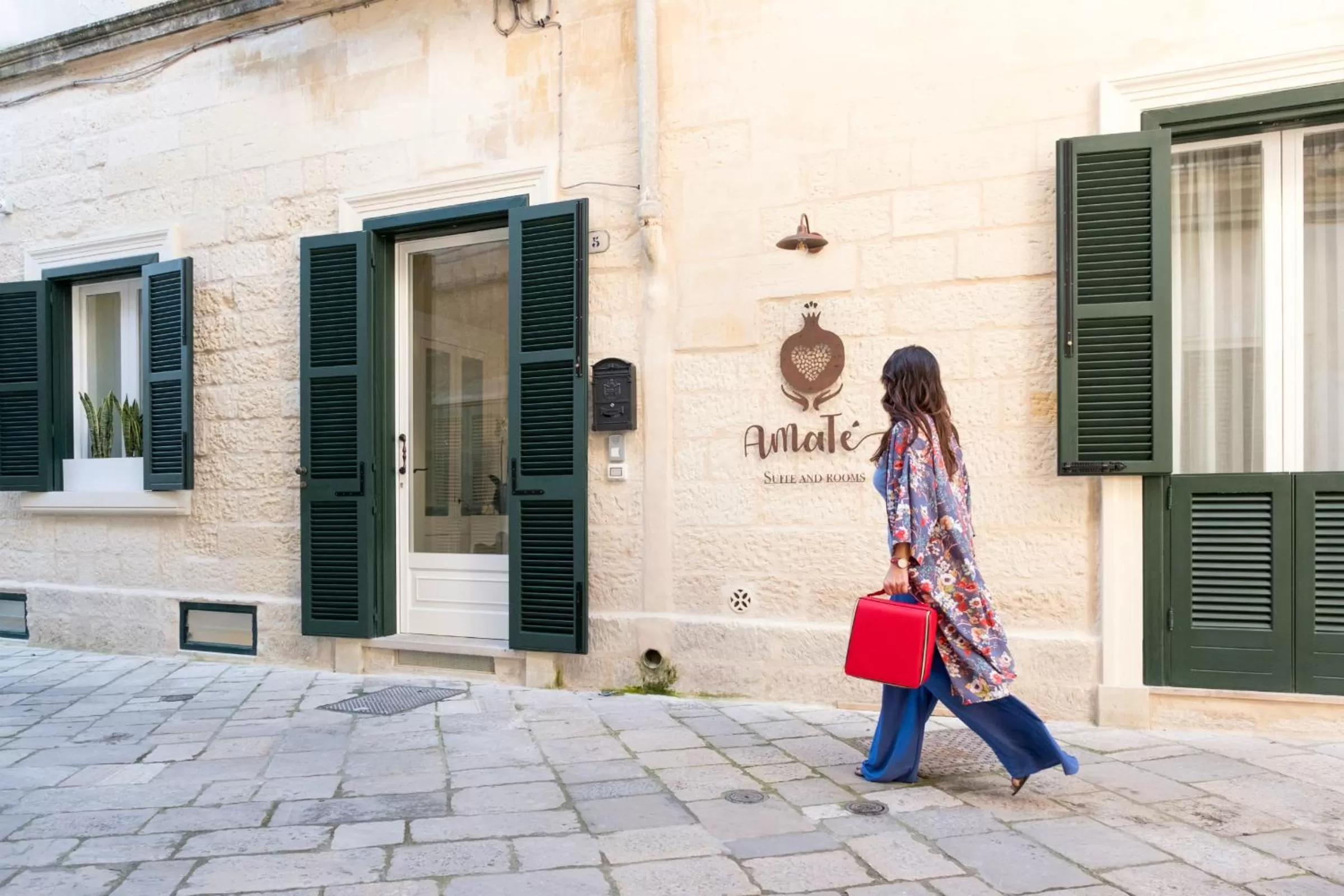 Property building in Amatè Suite