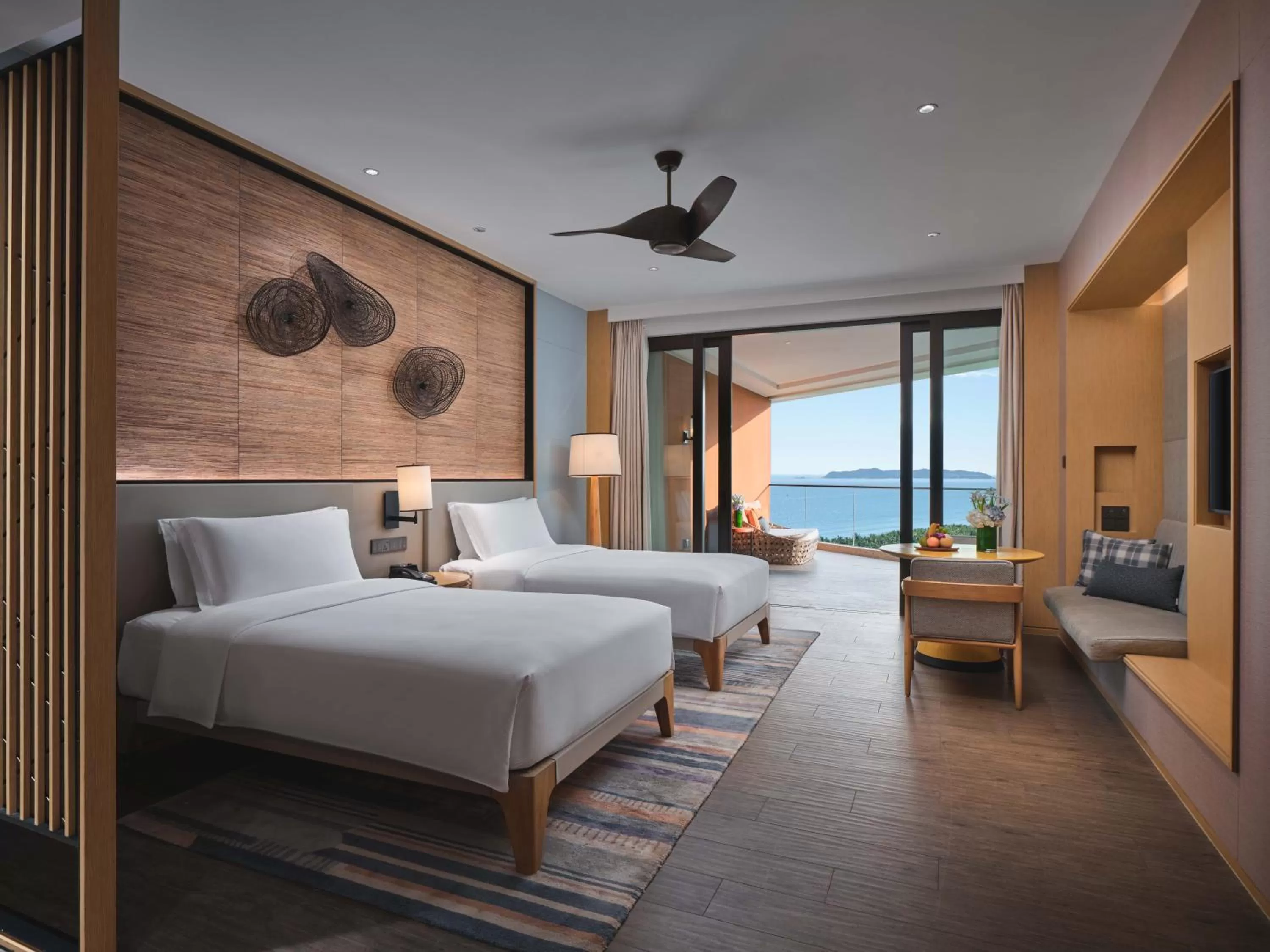Photo of the whole room, Bed in Crowne Plaza Sanya Haitang Bay Resort by IHG