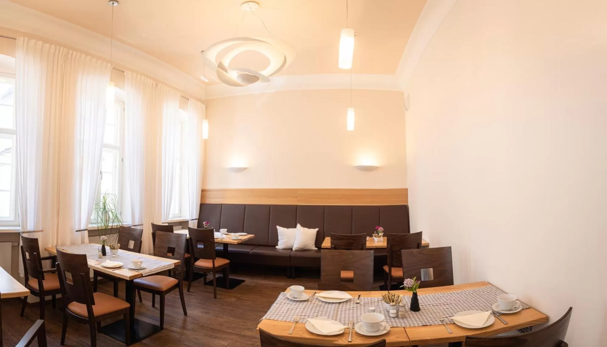 Seating area in Altstadthof Freinsheim