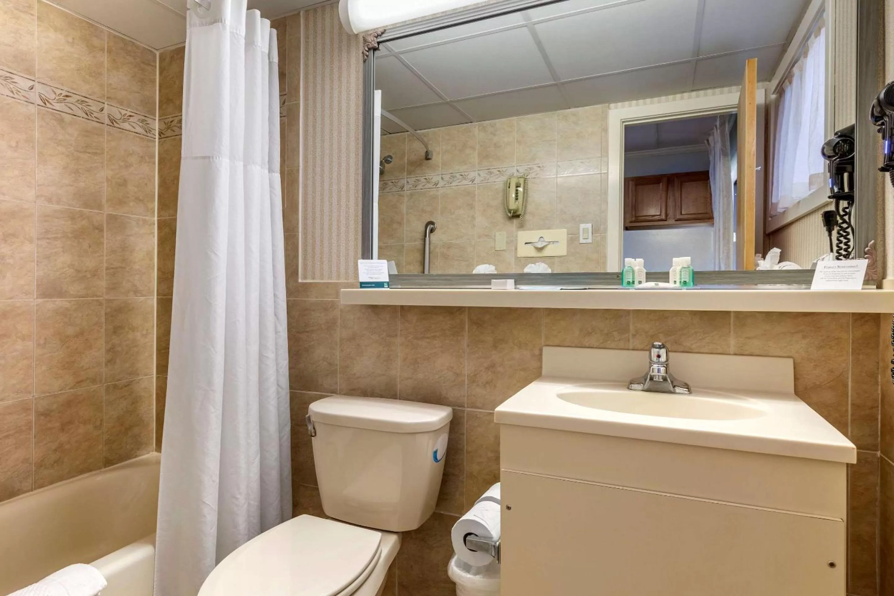 Bathroom in Quality Inn Boardwalk