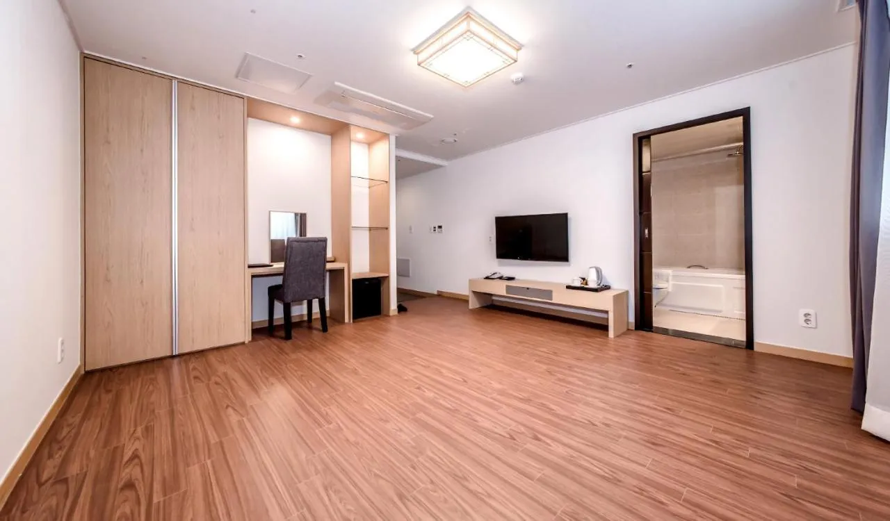 Bedroom in Hotel Shalom Jeju