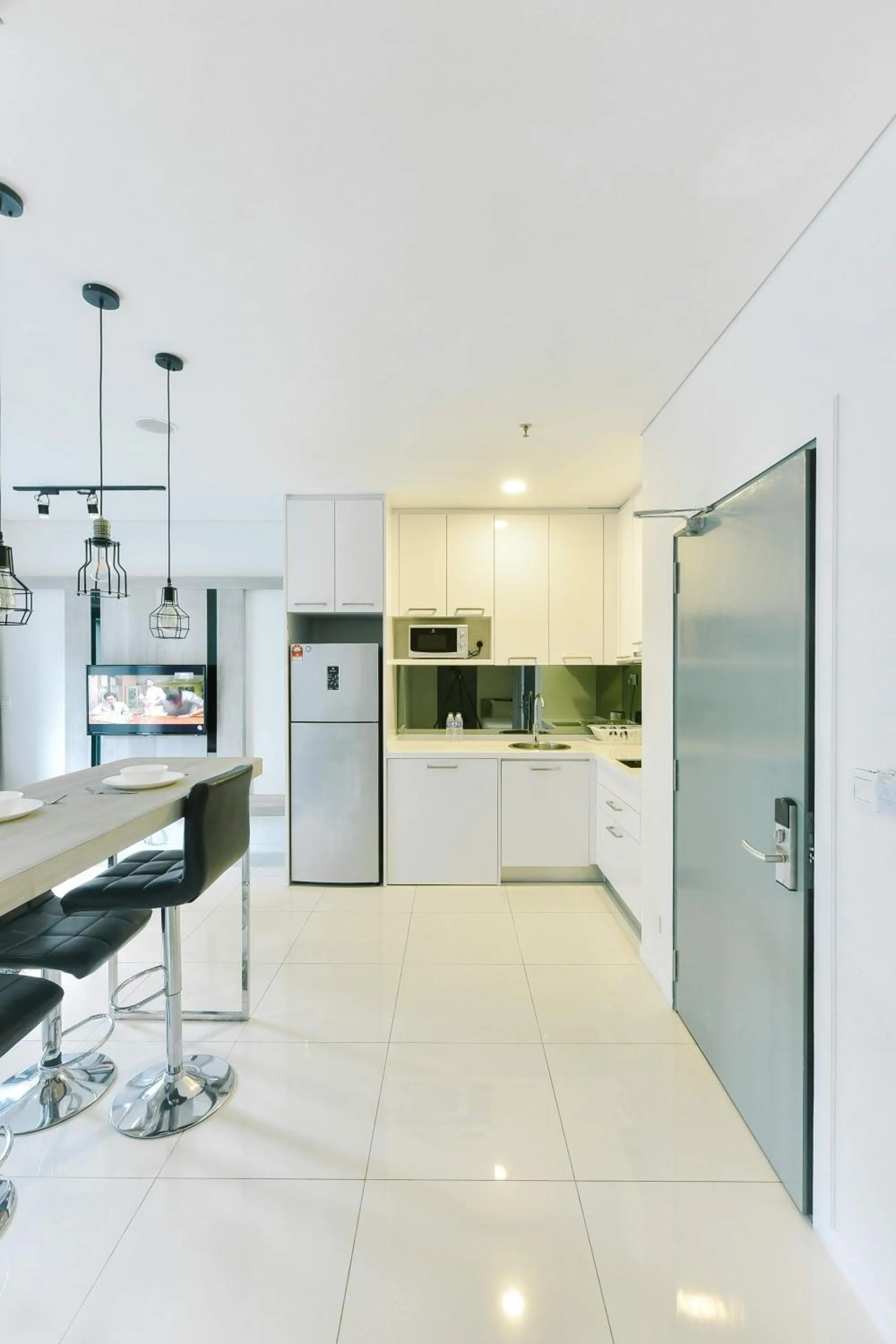 Kitchen or kitchenette in Summer Suites Residences by Subhome
