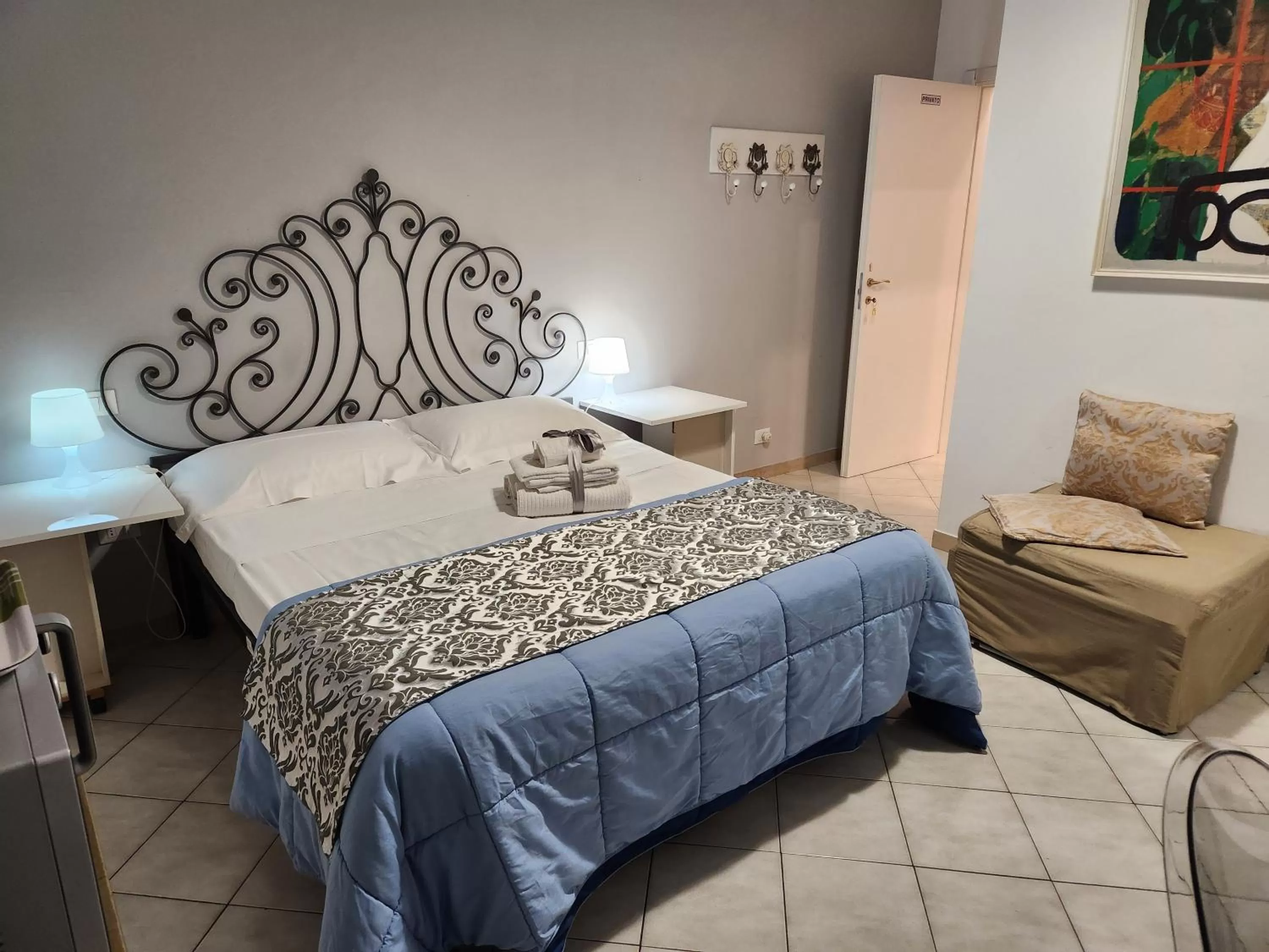 Bathroom, Bed in B&B BARBERA