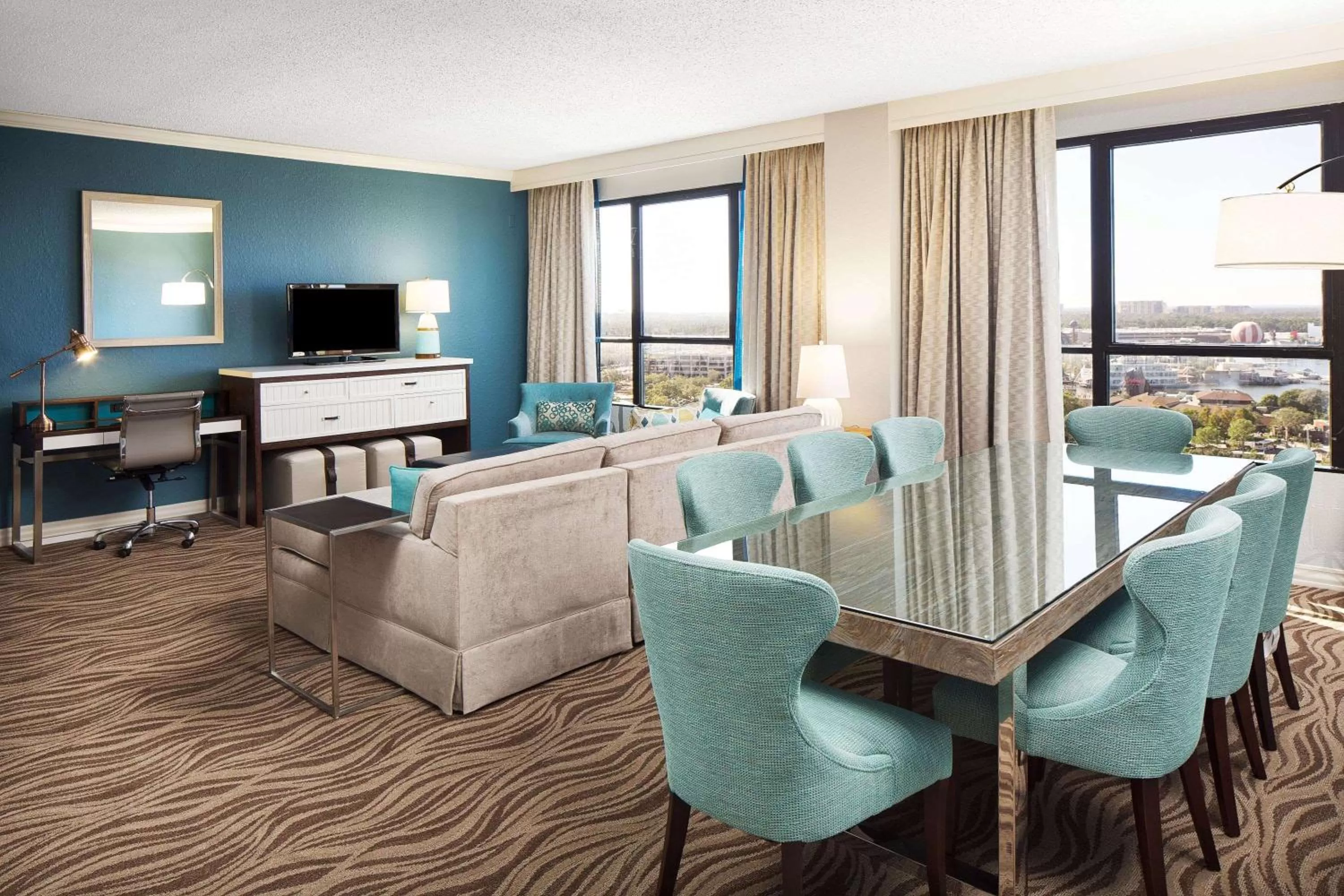 Photo of the whole room in Wyndham Lake Buena Vista – Disney Springs® Area