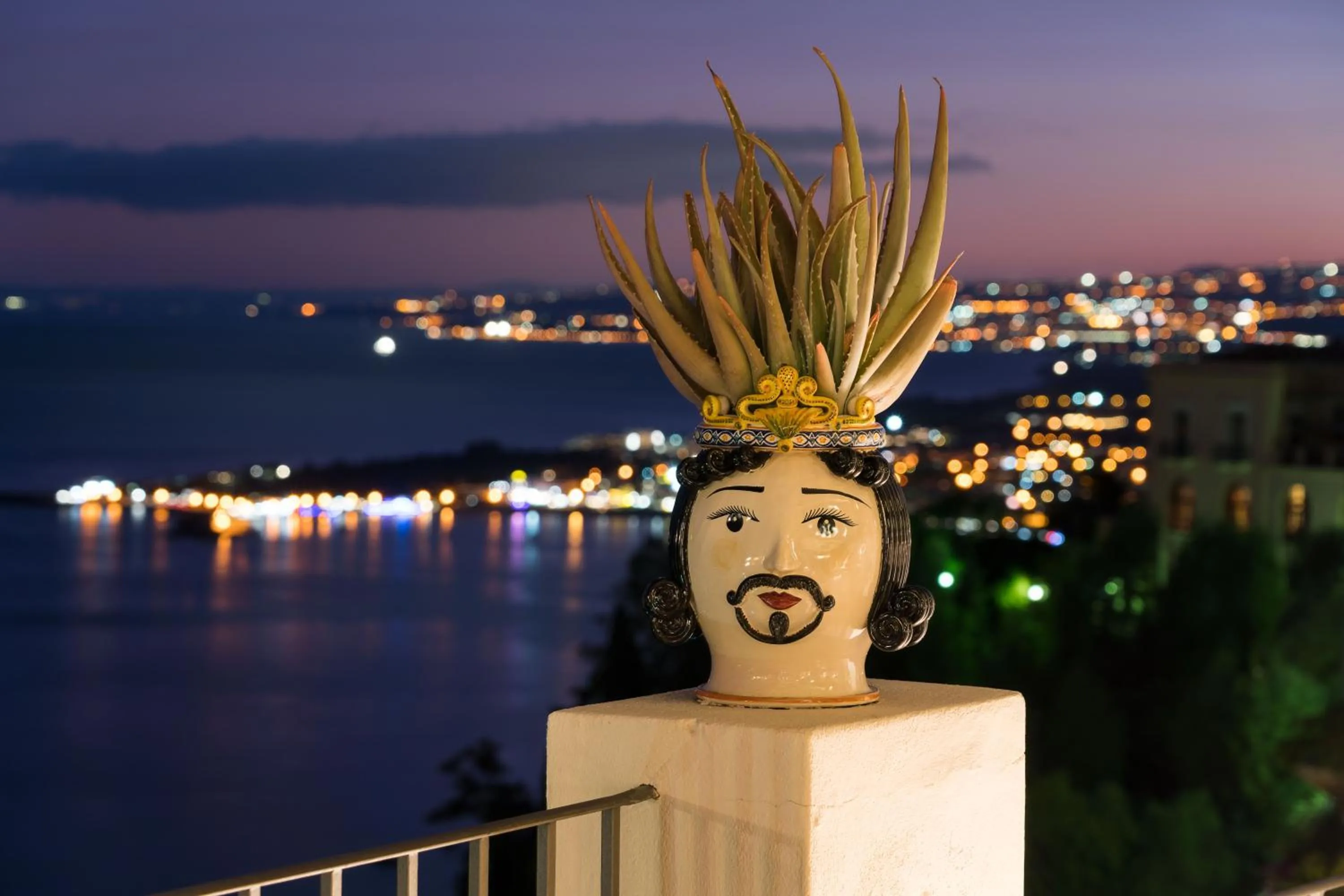 Decorative detail in Hotel Metropole Taormina