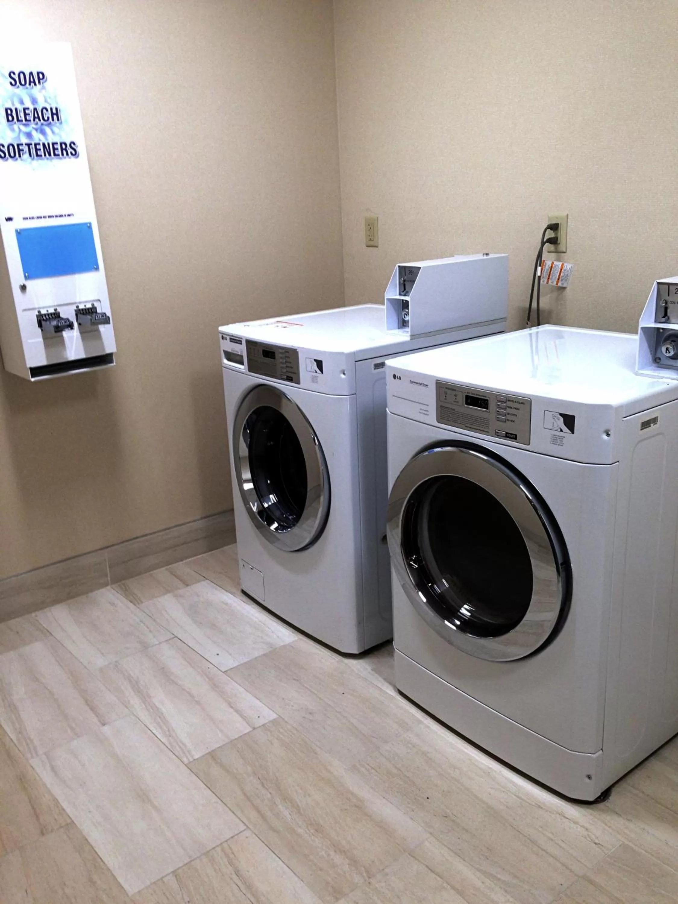 Area and facilities in Comfort Inn & Suites Brattleboro I-91