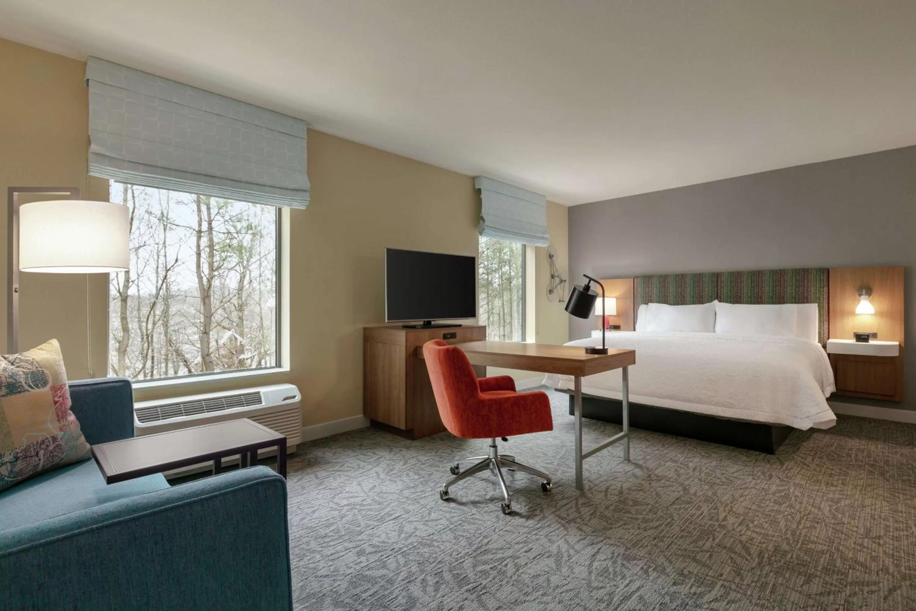 Bedroom, Bed in Hampton Inn And Suites By Hilton Johns Creek