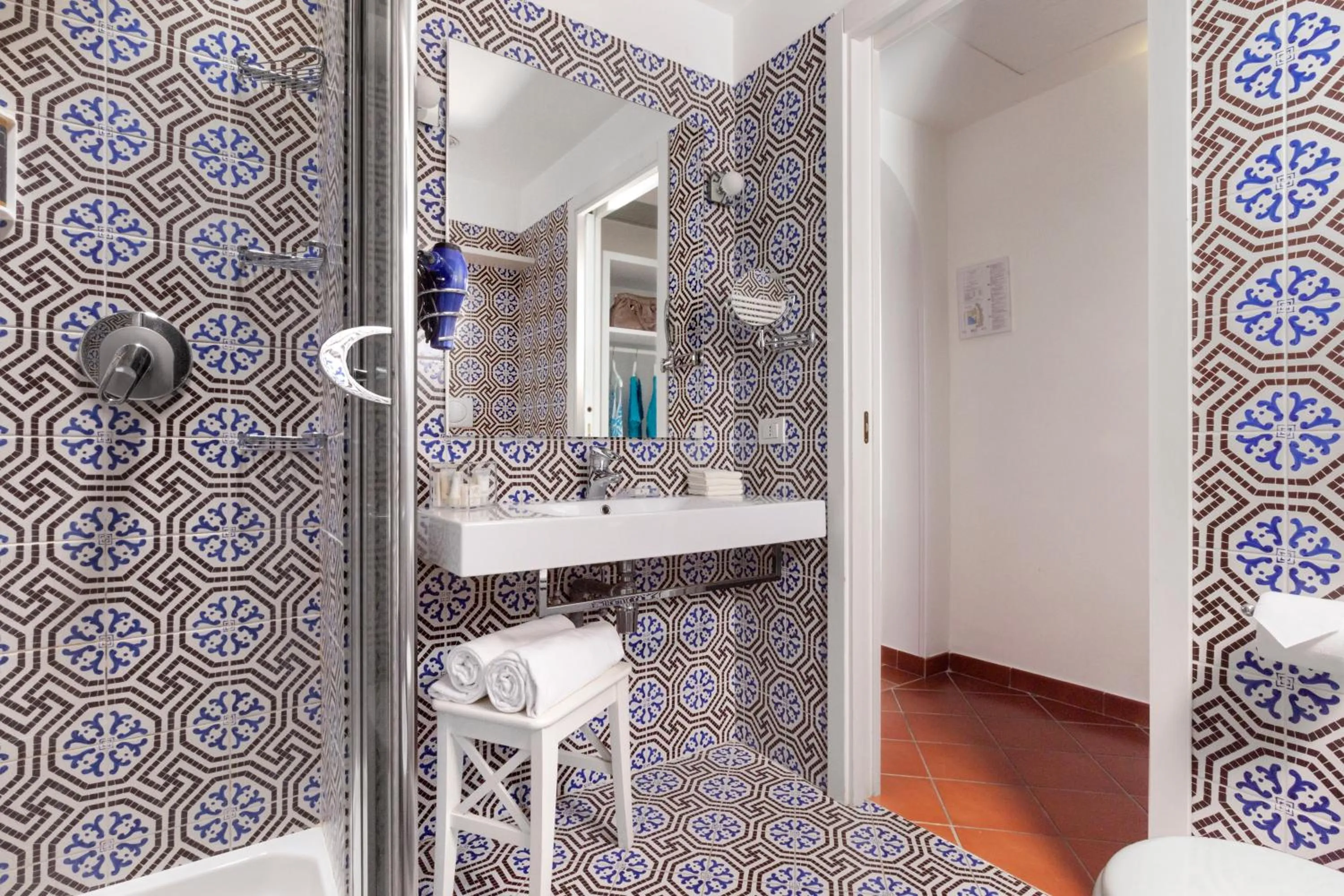 Bathroom in Villa Oriana Relais