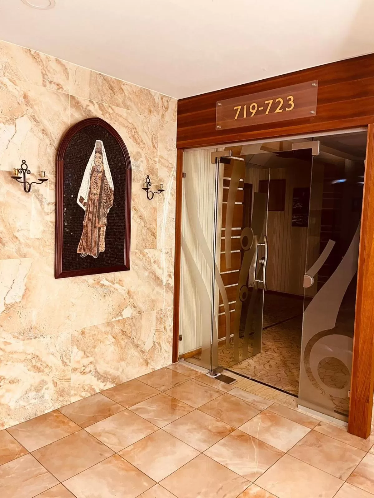 Property building, Bathroom in Saleem Afandi Hotel