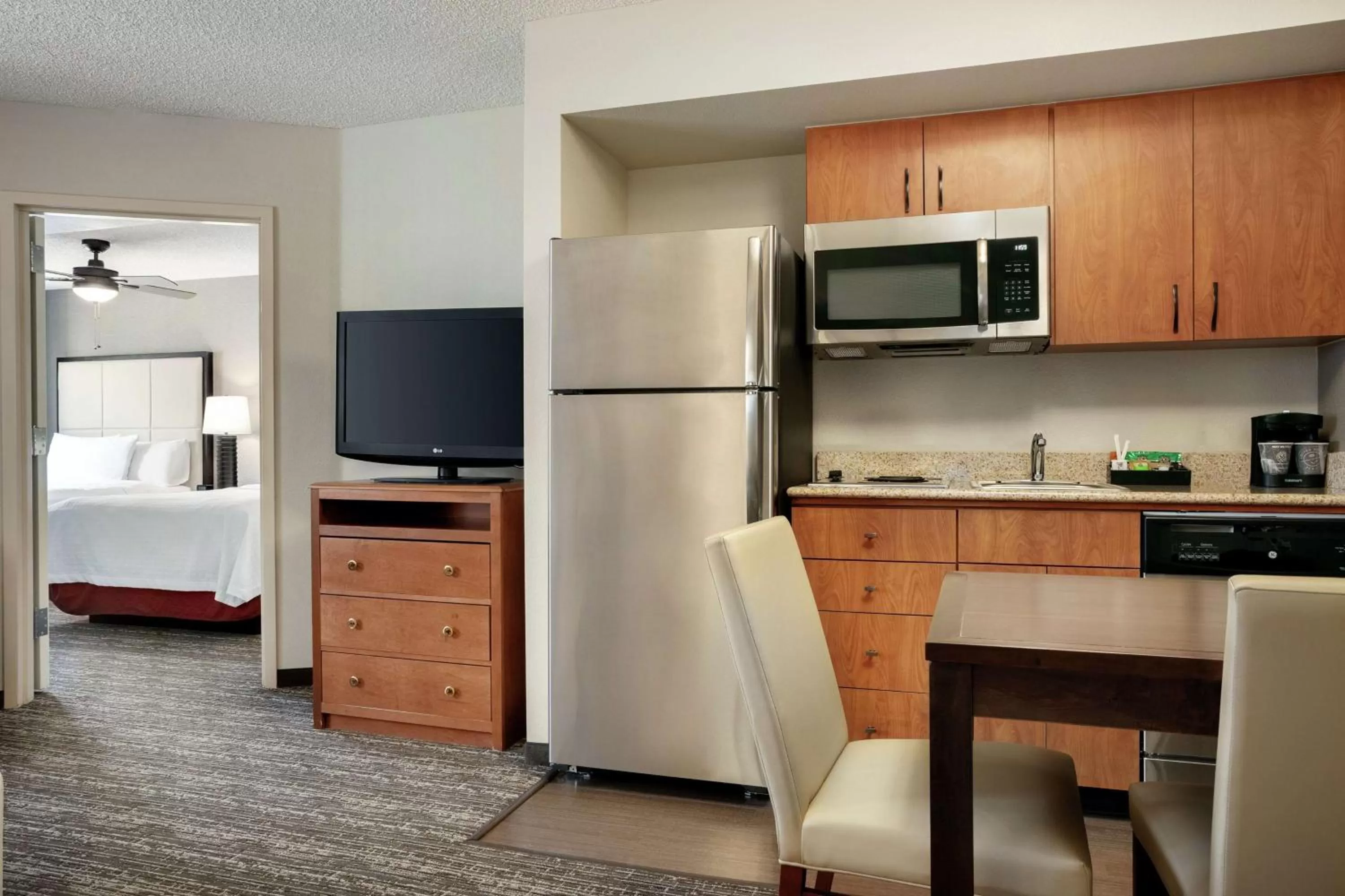 Bedroom in Homewood Suites by Hilton Phoenix-Chandler