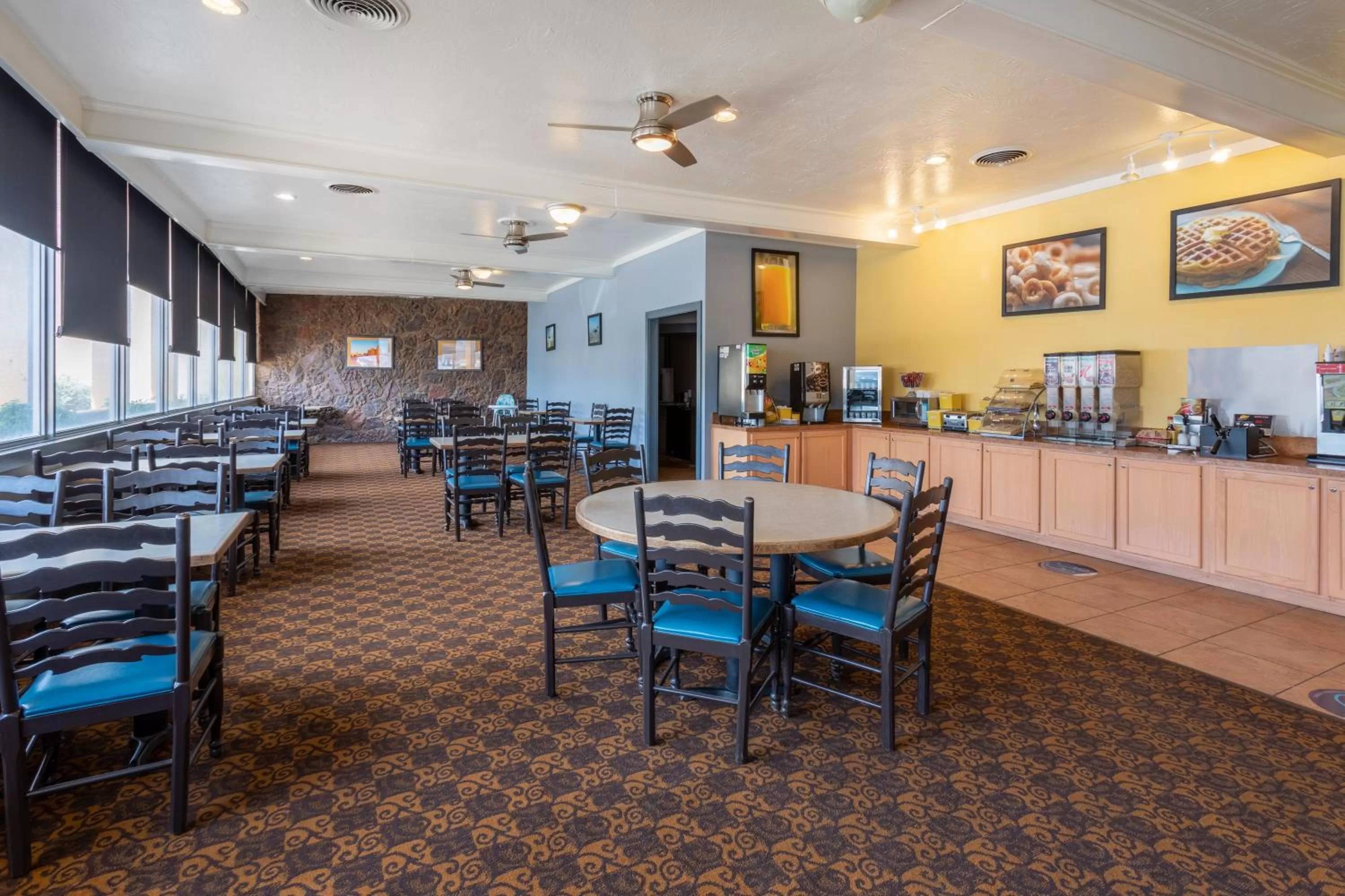 Breakfast in Days Inn & Suites by Wyndham Clovis