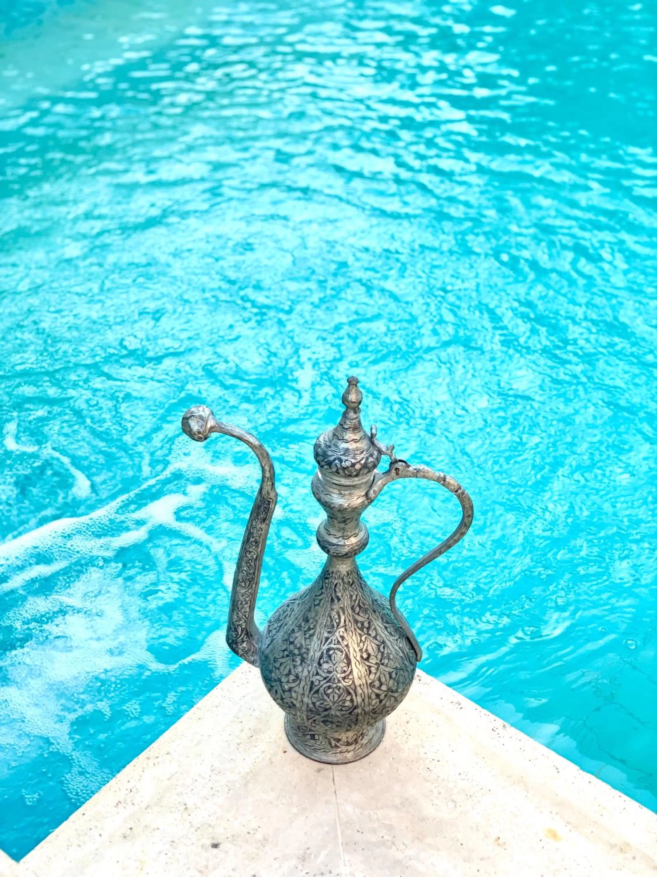 Swimming pool in Alaçatı Barbarossa Hotel