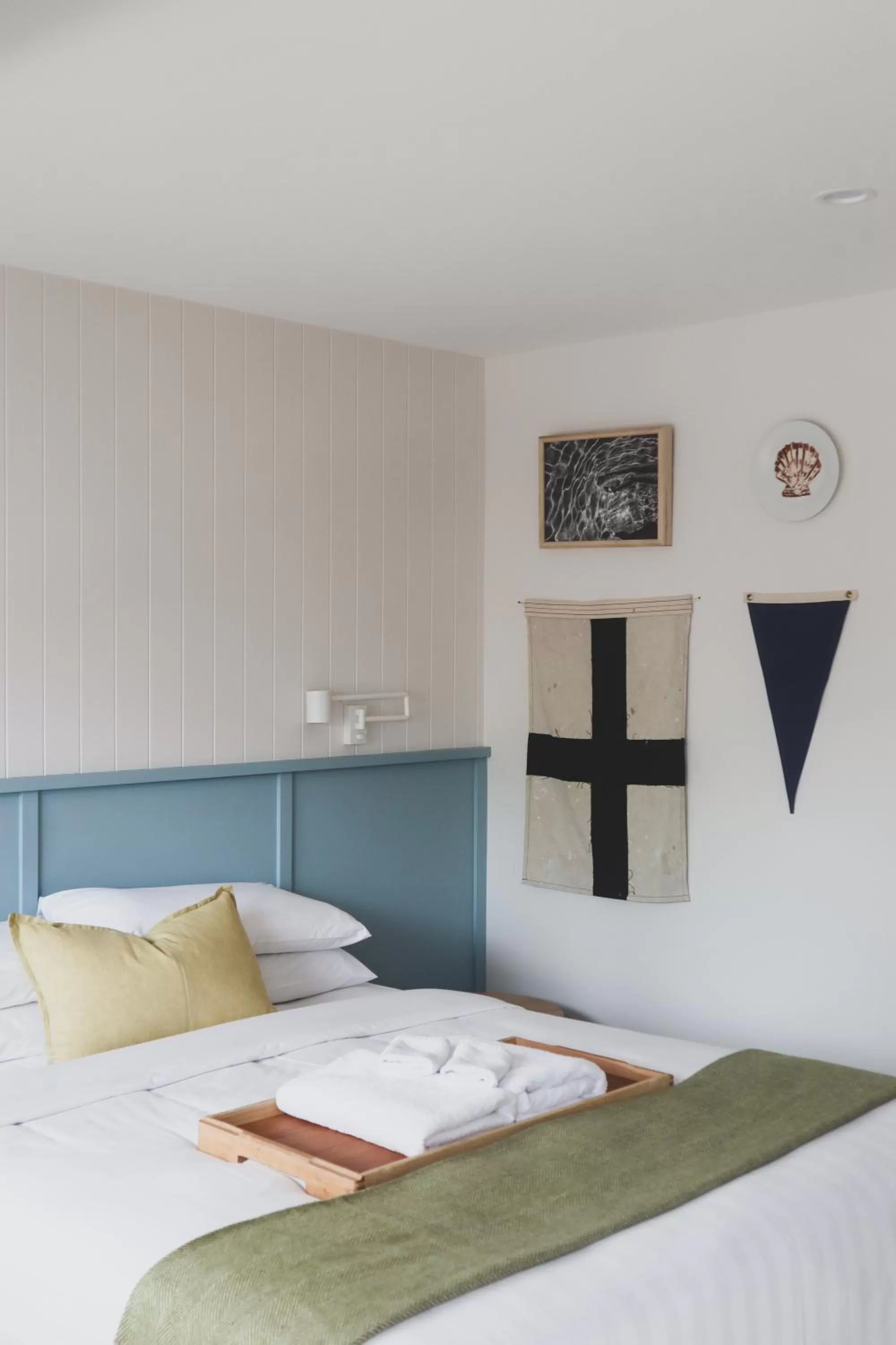 Bedroom, Bed in The Blue Water Motel