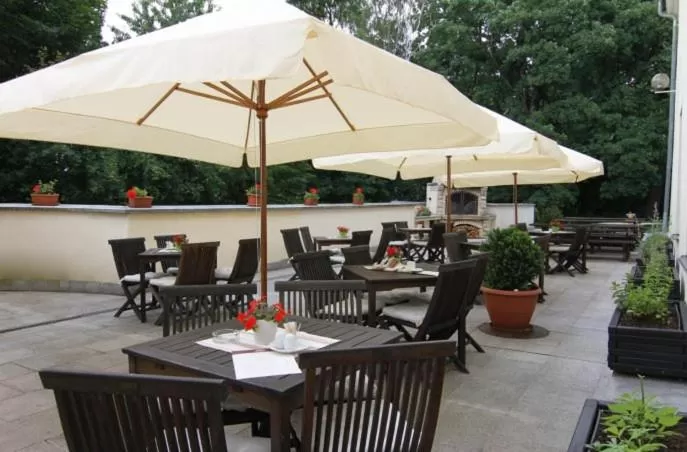 Balcony/Terrace, Restaurant/Places to Eat in Zámek Havířov
