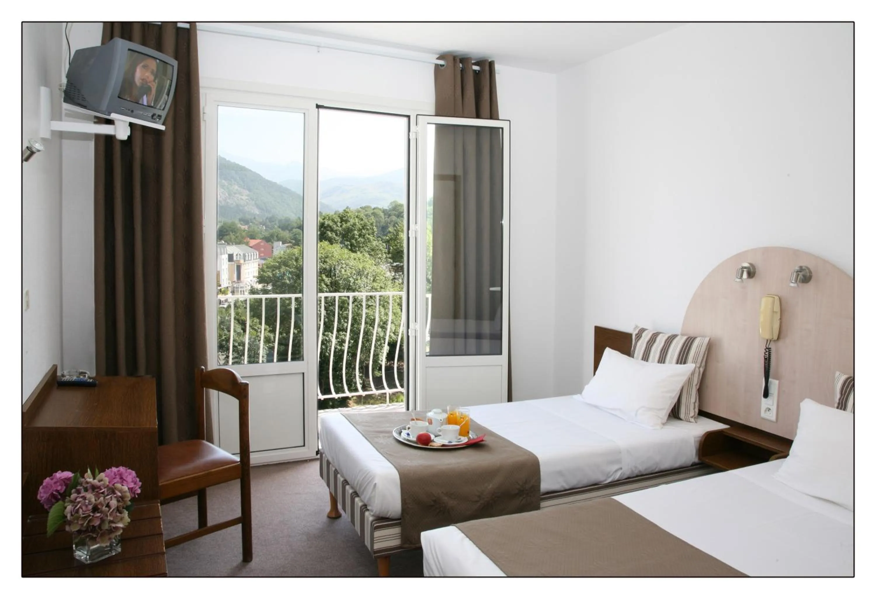 Photo of the whole room, Bed in Adonis Lourdes - Notre Dame de la Sarte