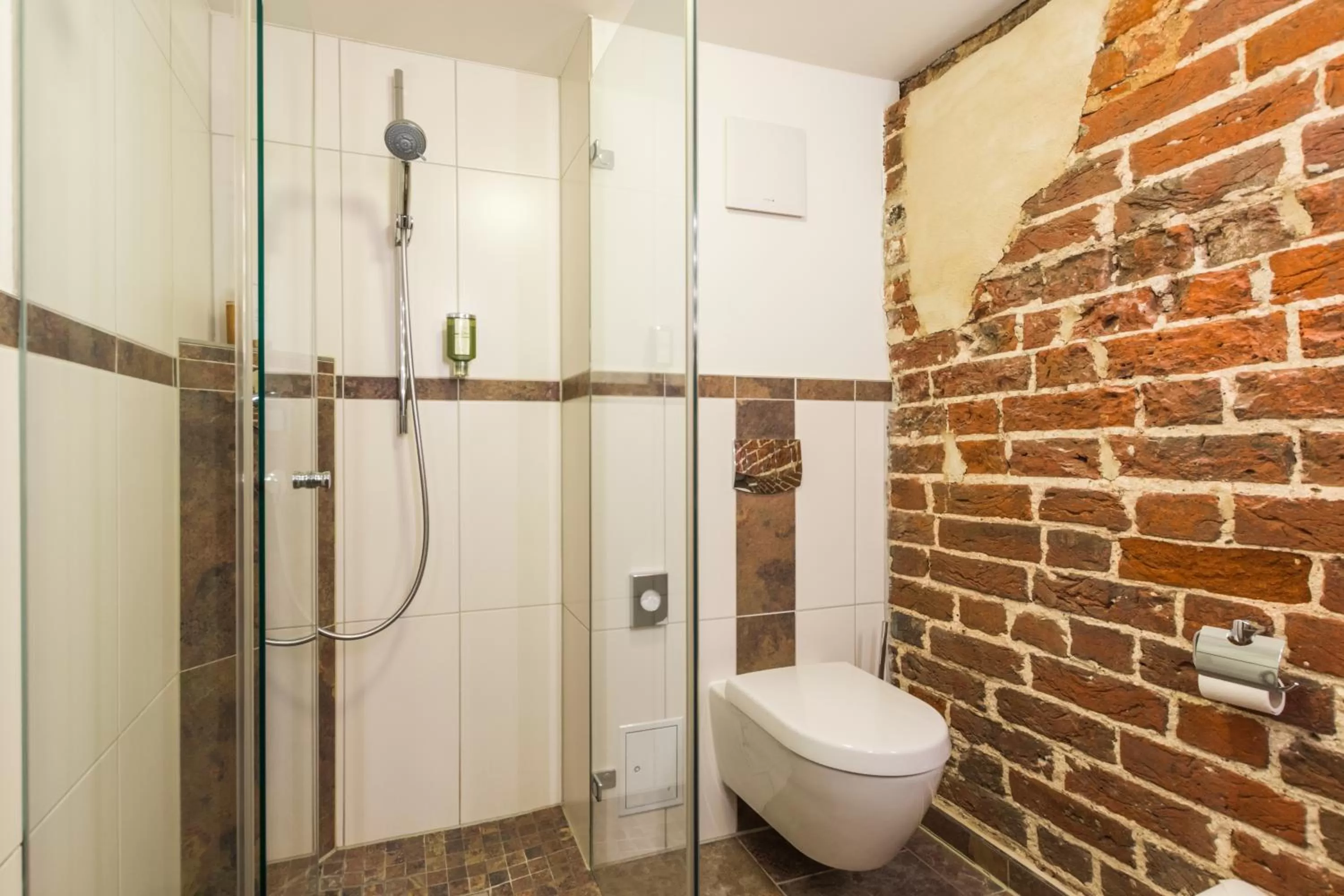 Bathroom in Romantik Hotel Scheelehof Stralsund