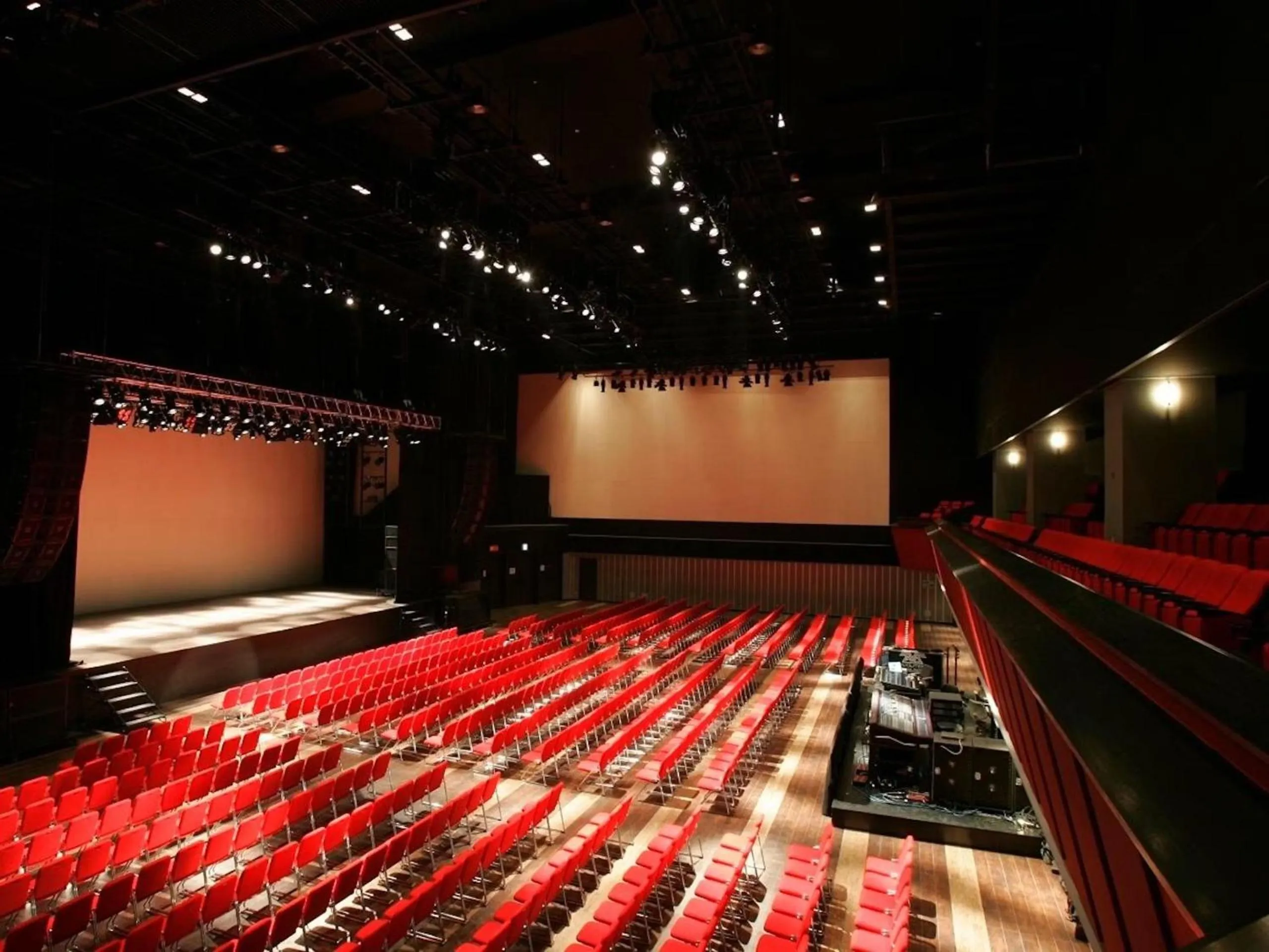 Entertainment in Shinagawa Prince Hotel N Tower