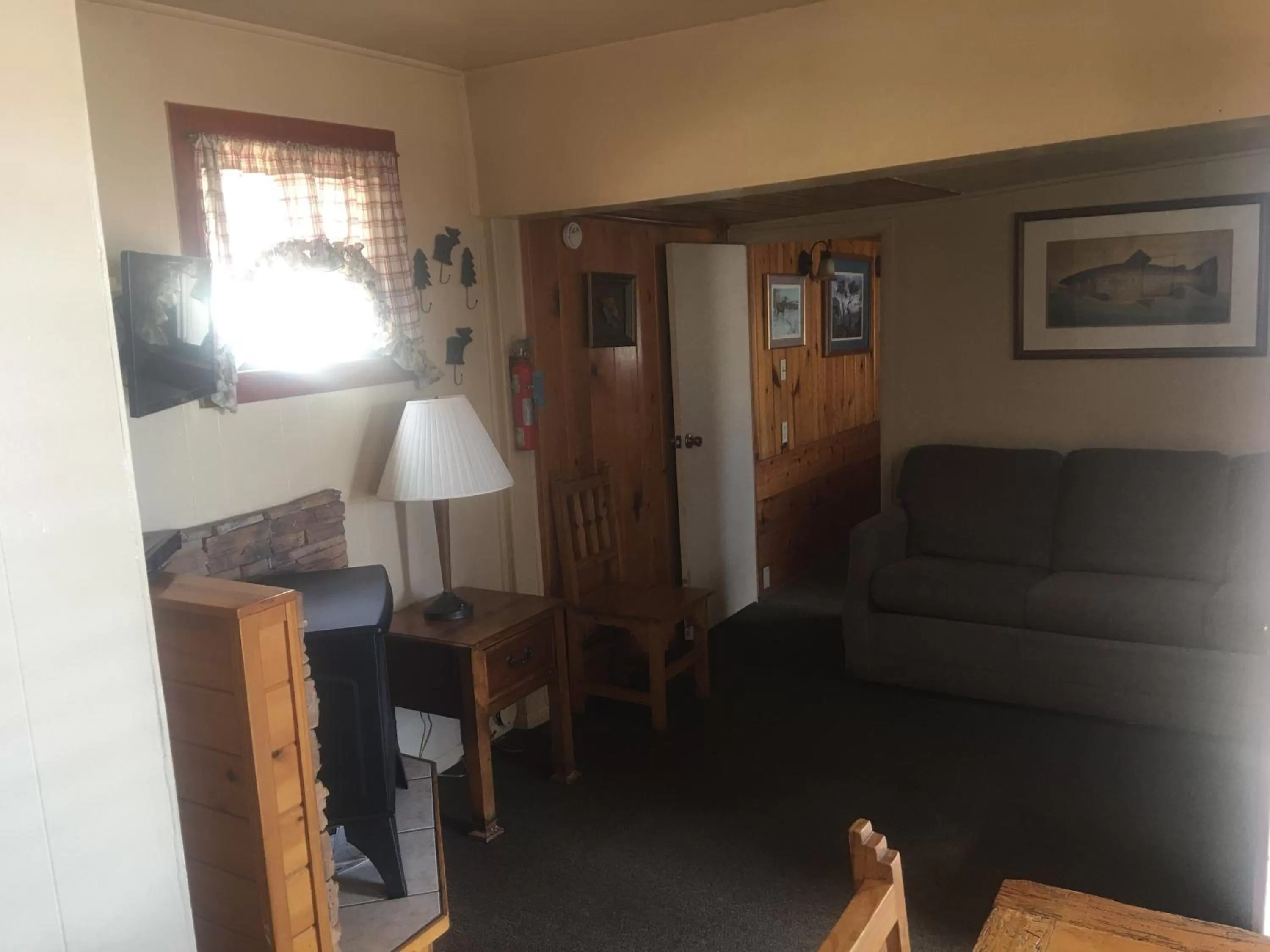 Seating Area in Rainbows End Fishing Resort