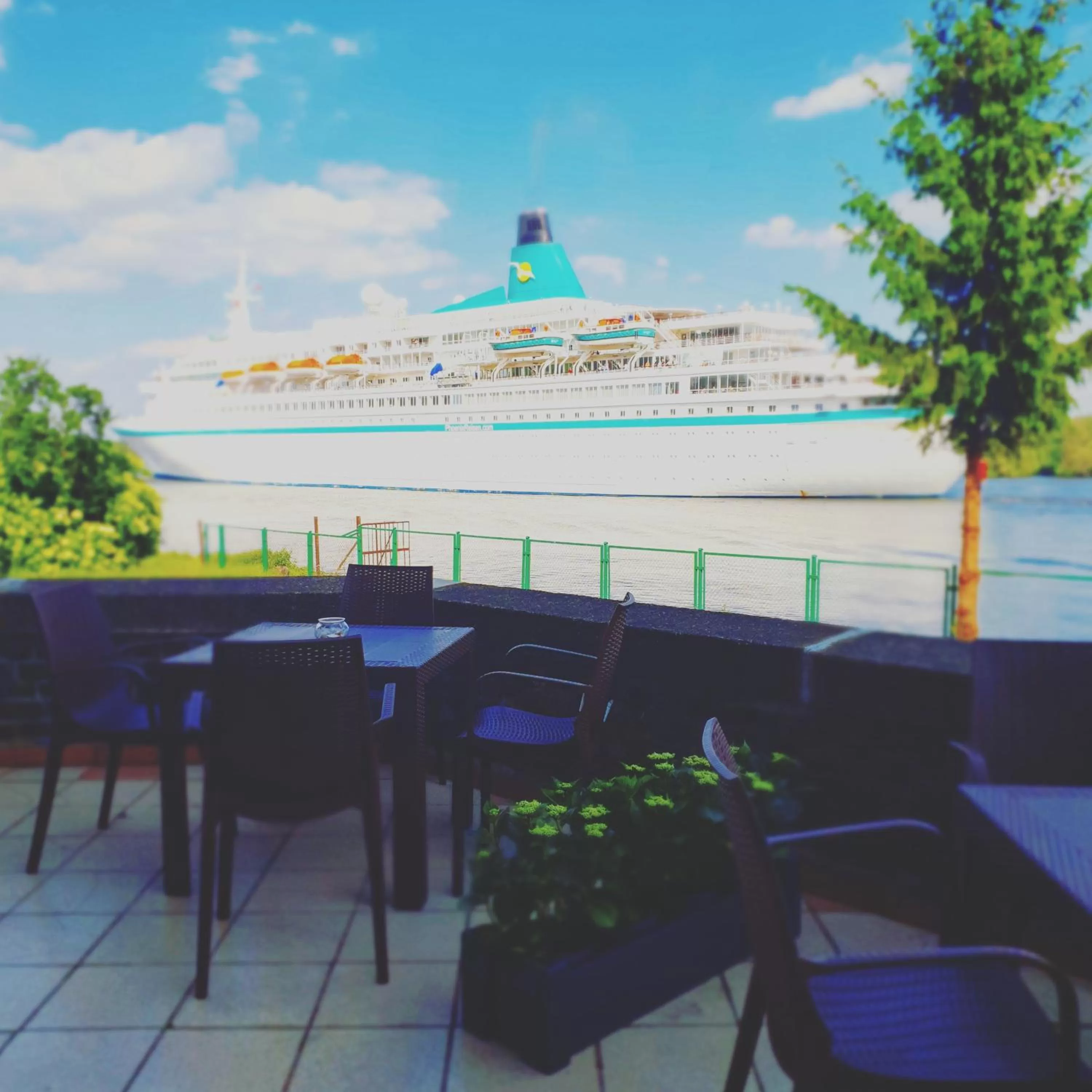 Balcony/Terrace in JACHTOWA Hotel i Restauracja