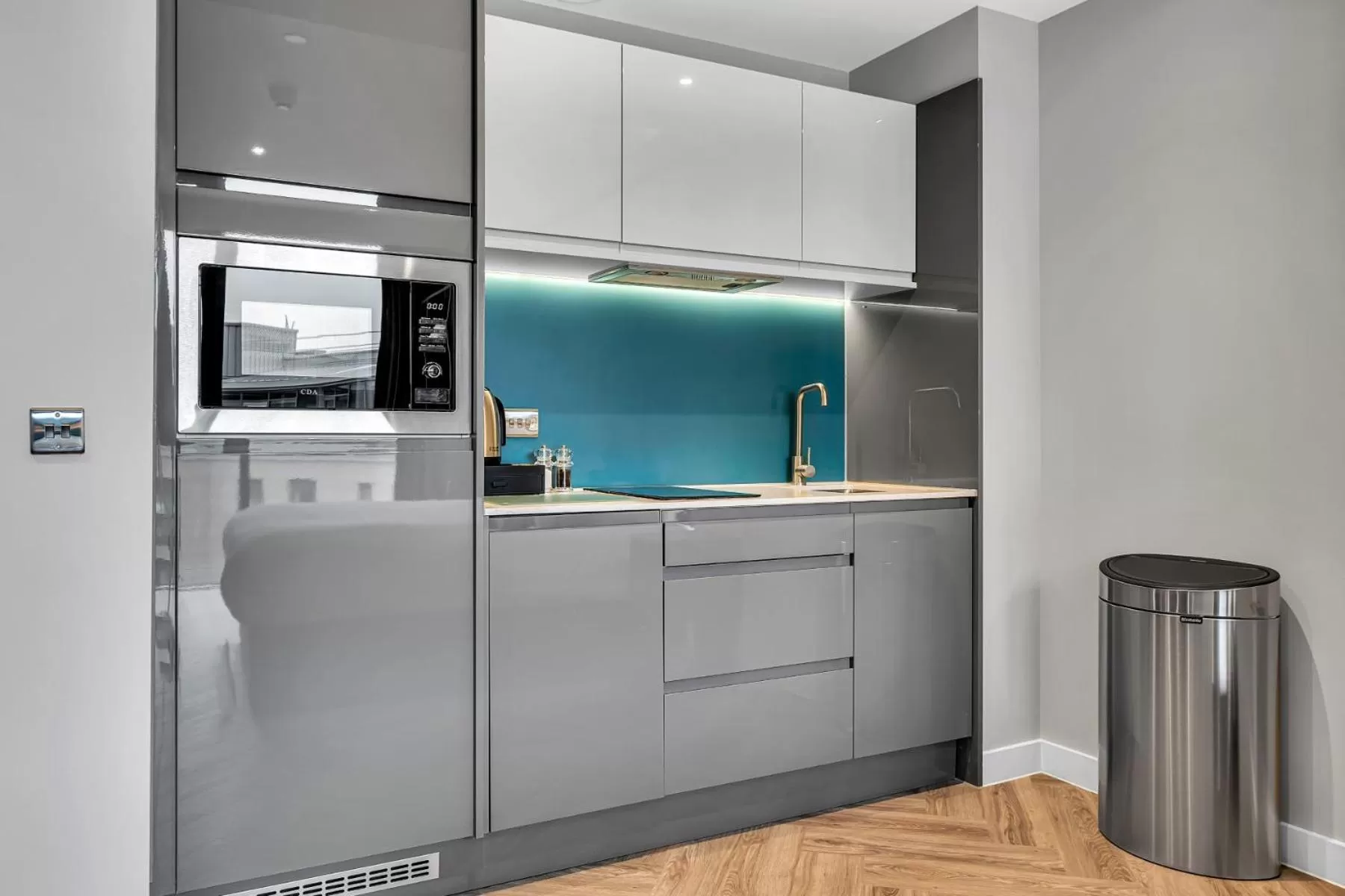 Kitchen or kitchenette in Roomzzz Edinburgh