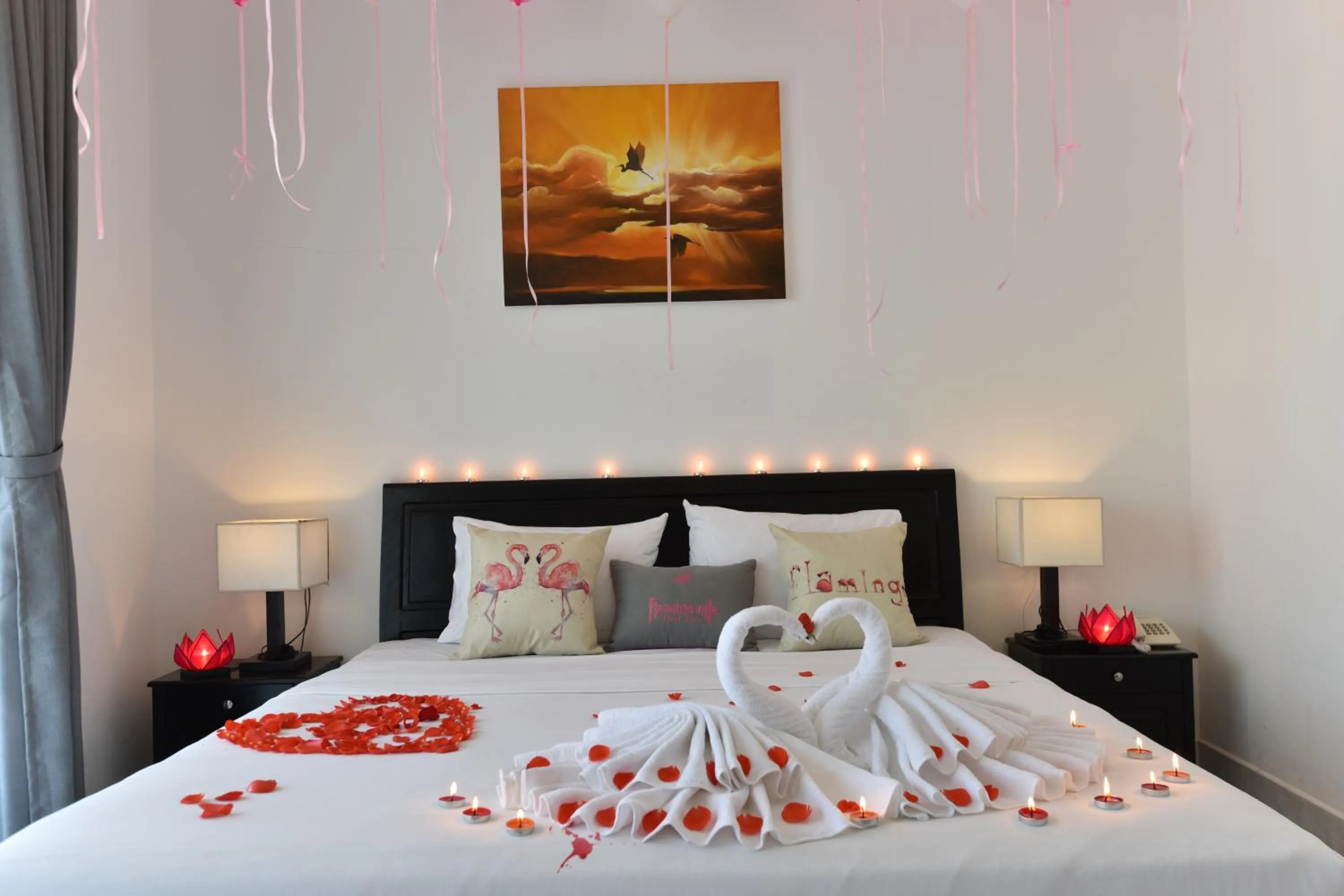 Bed in Flamingo Villa Homestay - Big Rooms with Balcony - Close to Hoi An Old Town 200m & Temple Bridge - Large Outside Pool for Sun Bathing