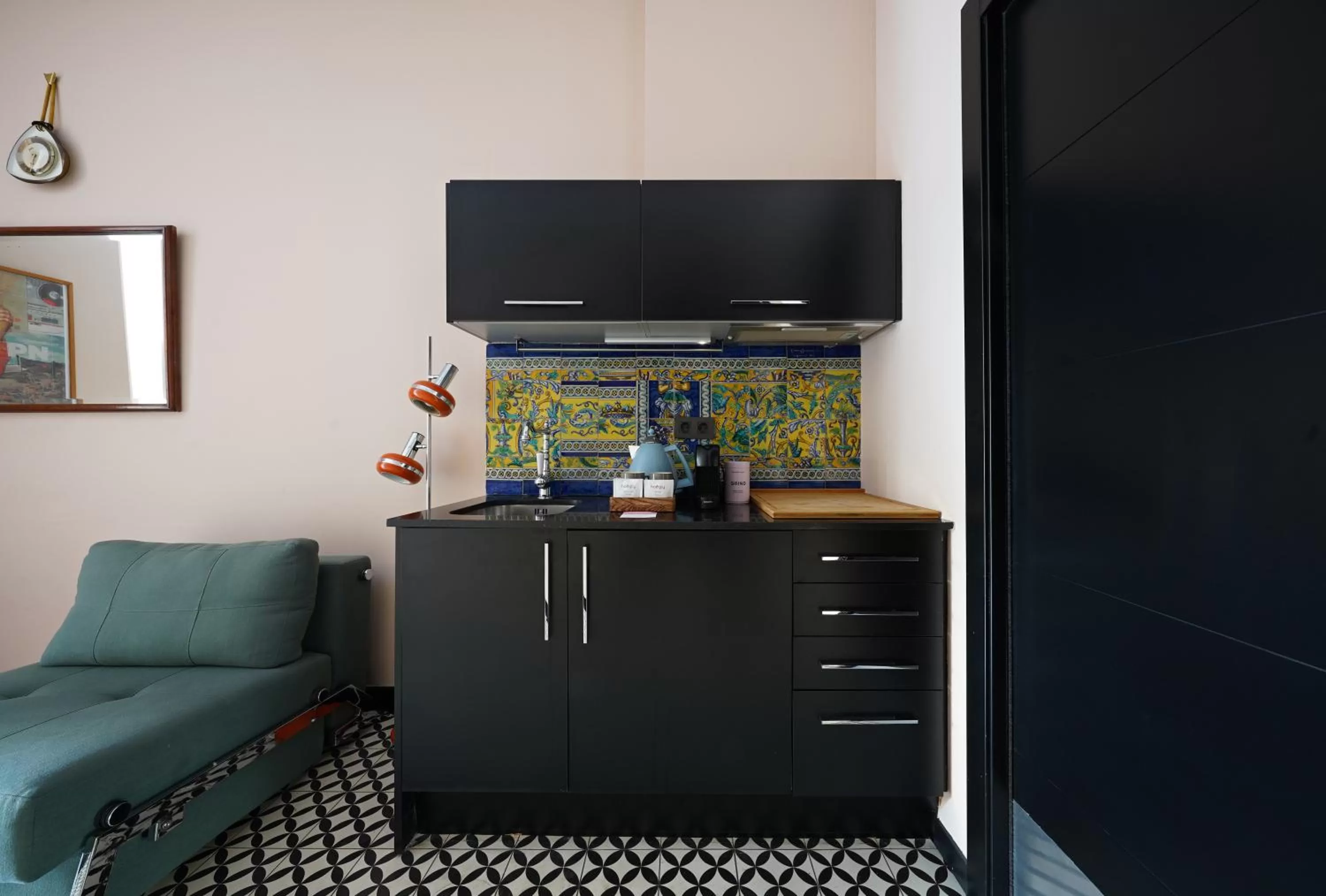 kitchen in Numa Barcelona Roca