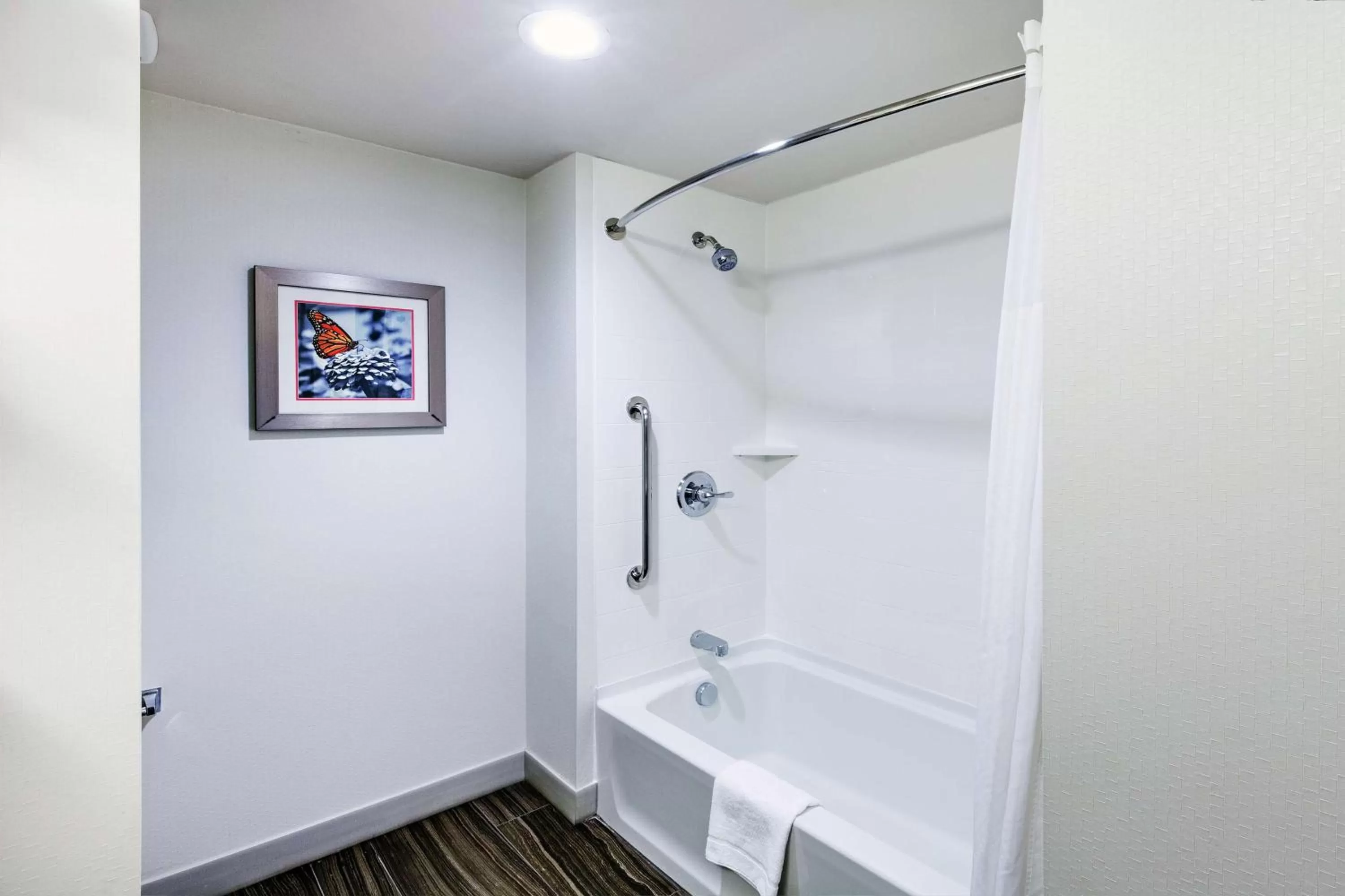 Bathroom in Hampton Inn North Little Rock McCain Mall, AR