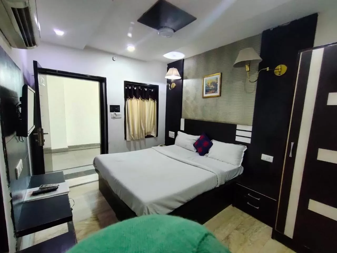 Photo of the whole room, Bed in Hotel Laxman Resort by The Golden Taj Group &Hotels