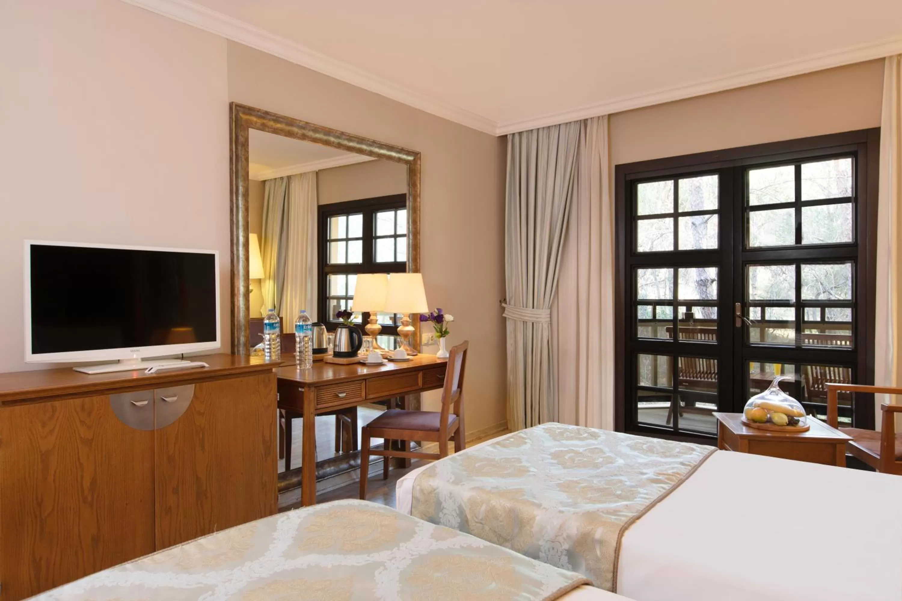 Photo of the whole room, Bed in Asteria Family Resort Belek