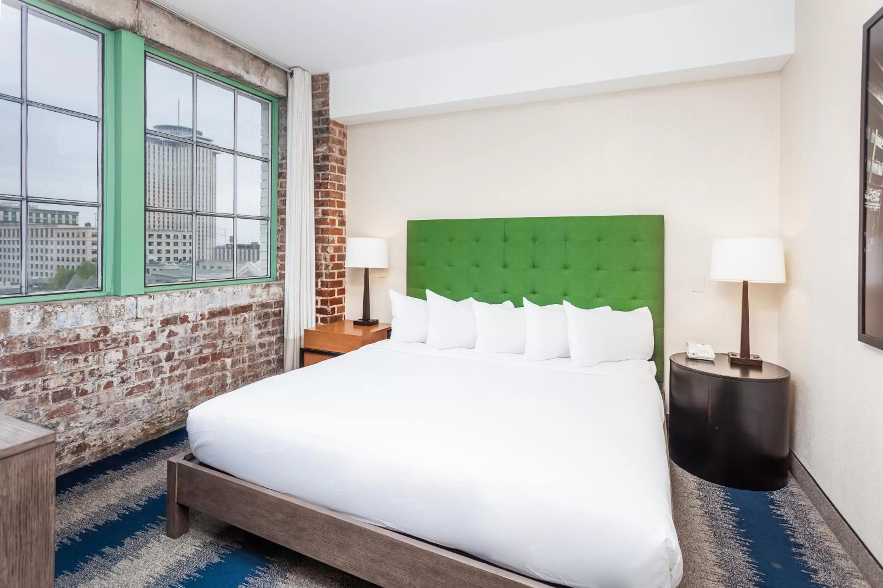 King Suite - single occupancy in The Mercantile Hotel