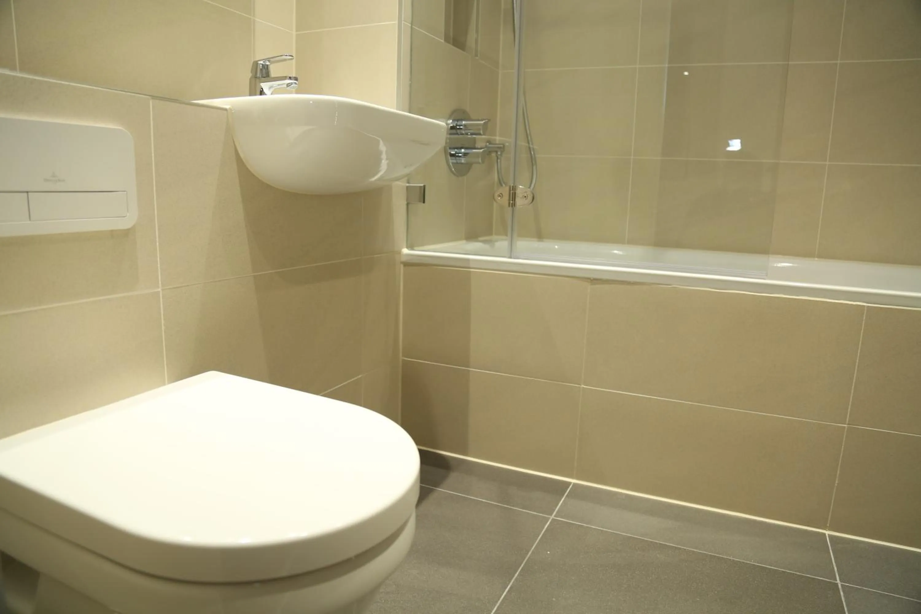 Twyne House Apartments