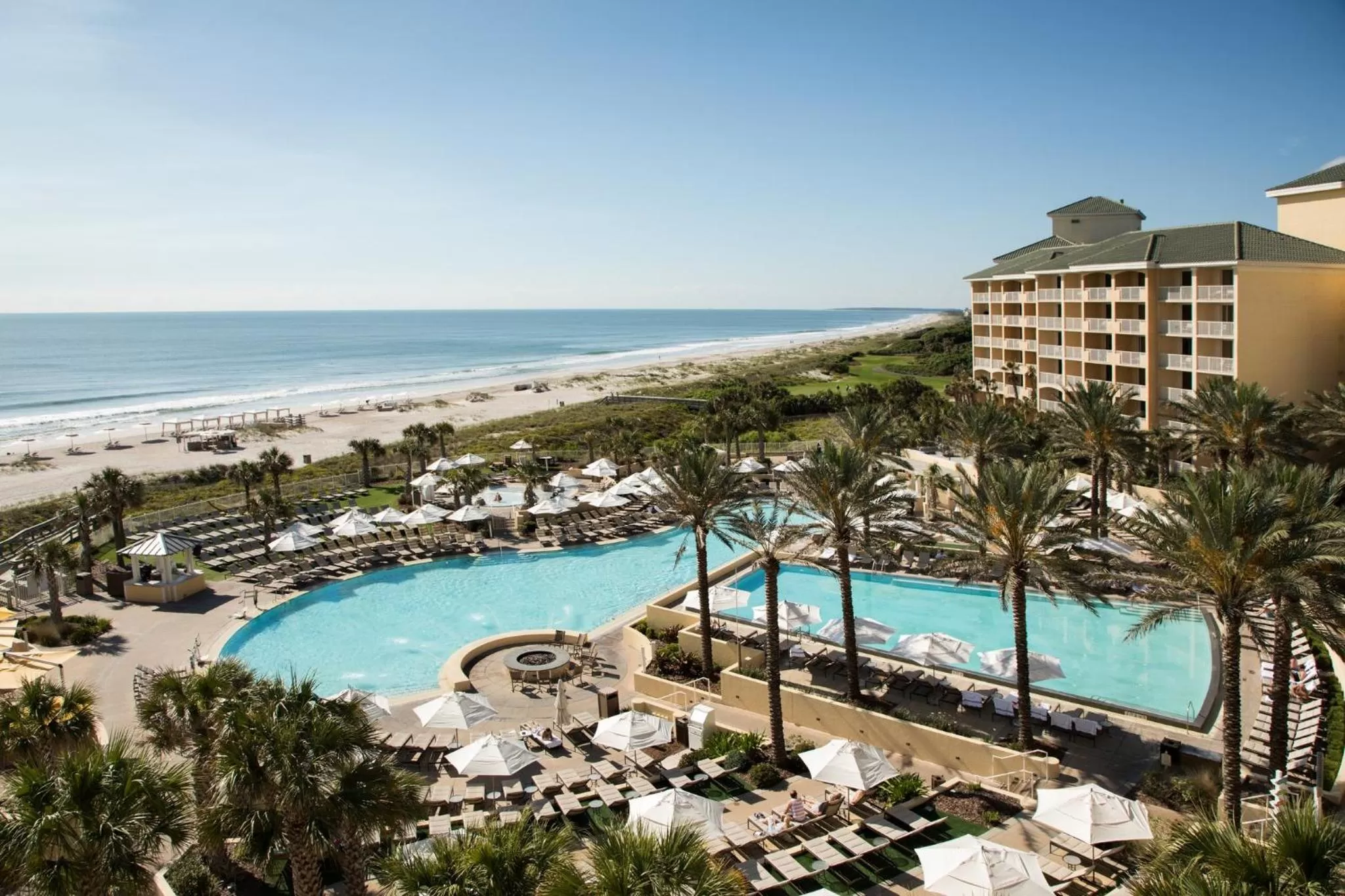 Swimming pool in Omni Amelia Island Resort & Spa