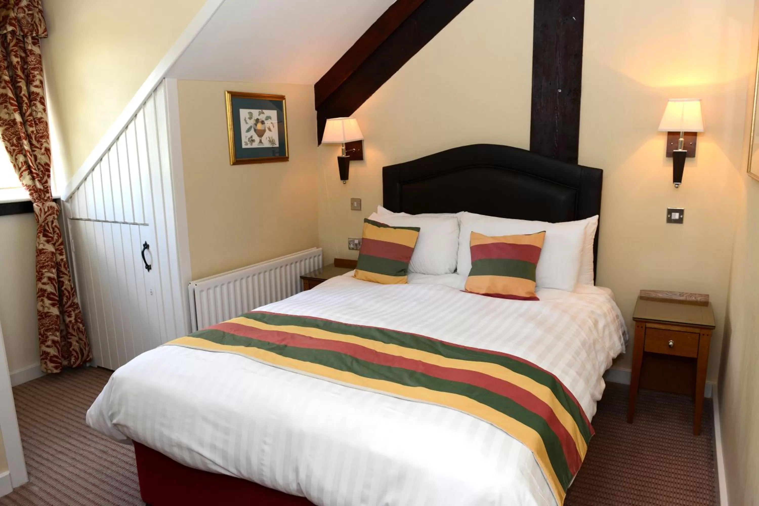 Bed in Hall Garth Hotel Darlington, Sure Hotel Collection by BW