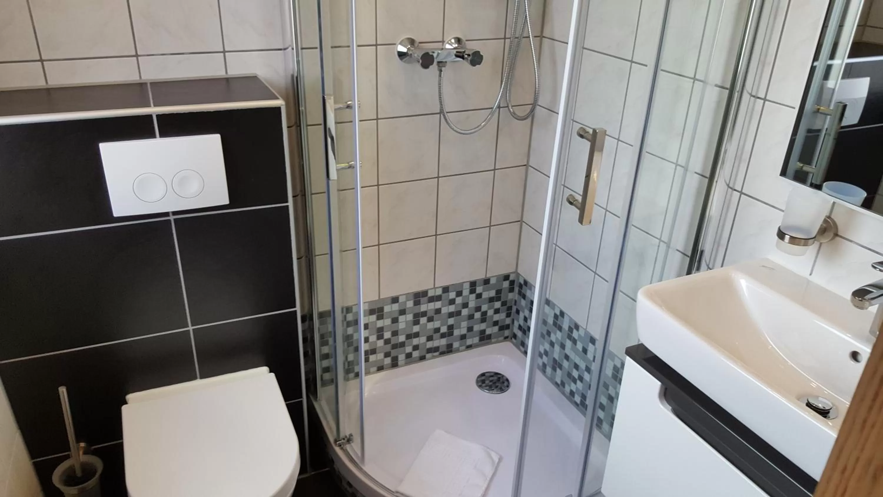 Bathroom in Hotel Exquisite