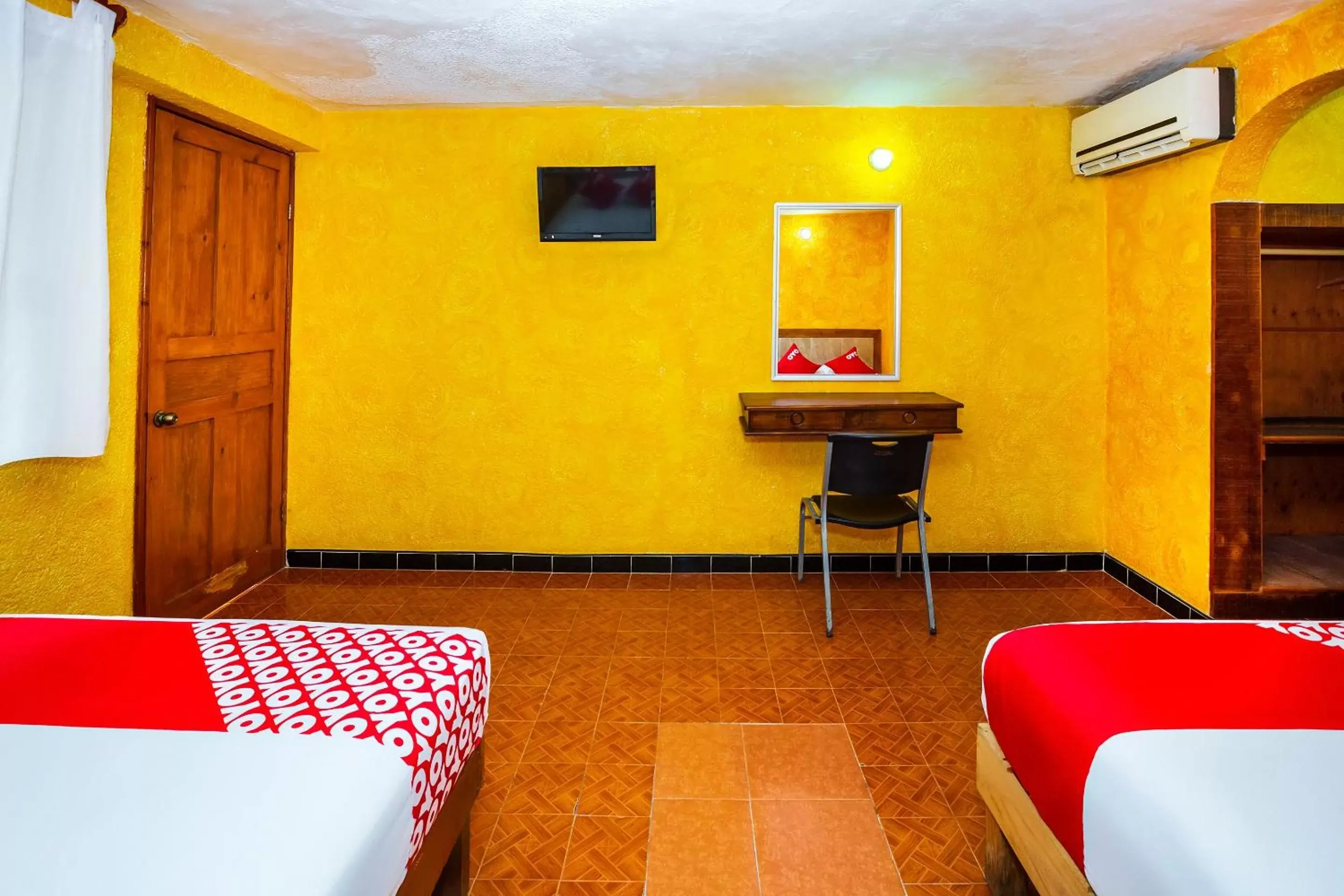 Standard Two Beds in OYO Hotel Playa Del Carmen Standard Two Beds in OYO Hotel Playa Del Carmen