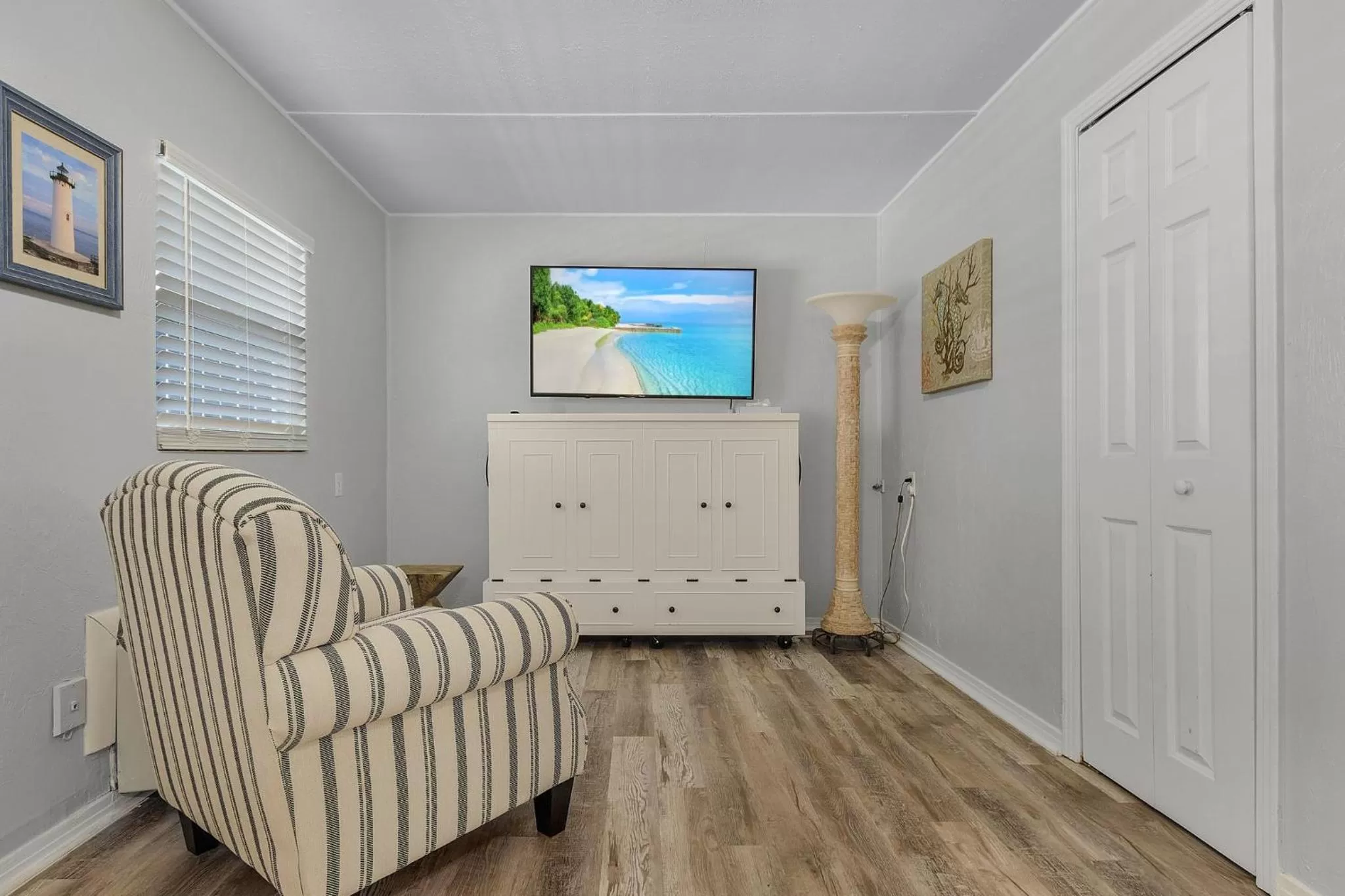 Living room in Matlacha on Shoreview