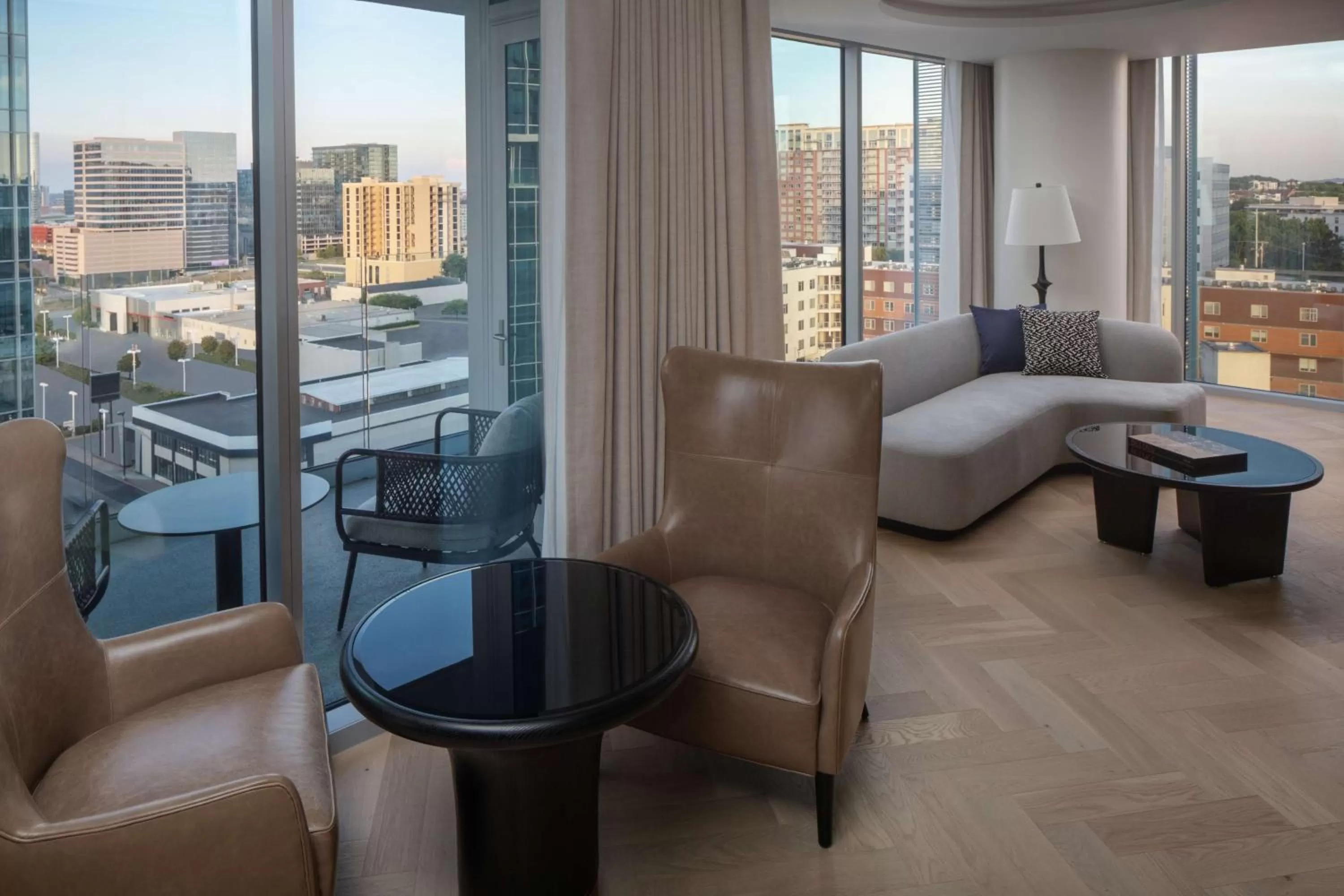 Living room, Bed in Conrad Nashville