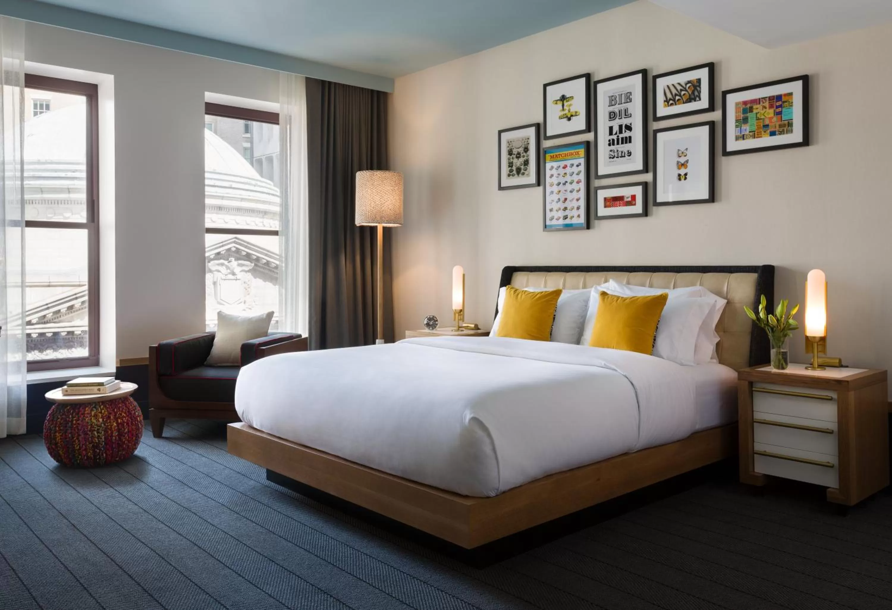 Photo of the whole room, Bed in Kimpton Schofield Hotel by IHG