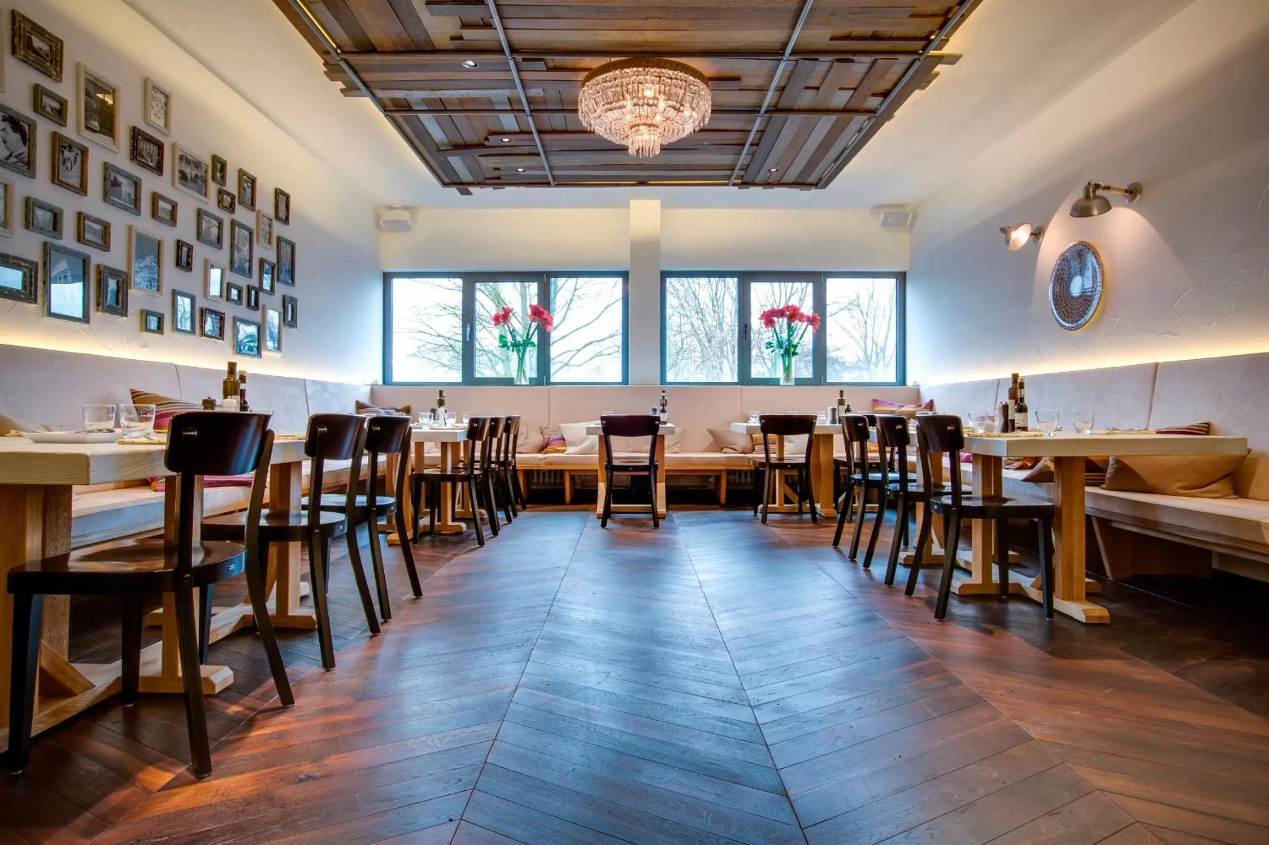 Restaurant/places to eat in Park Inn by Radisson Lübeck