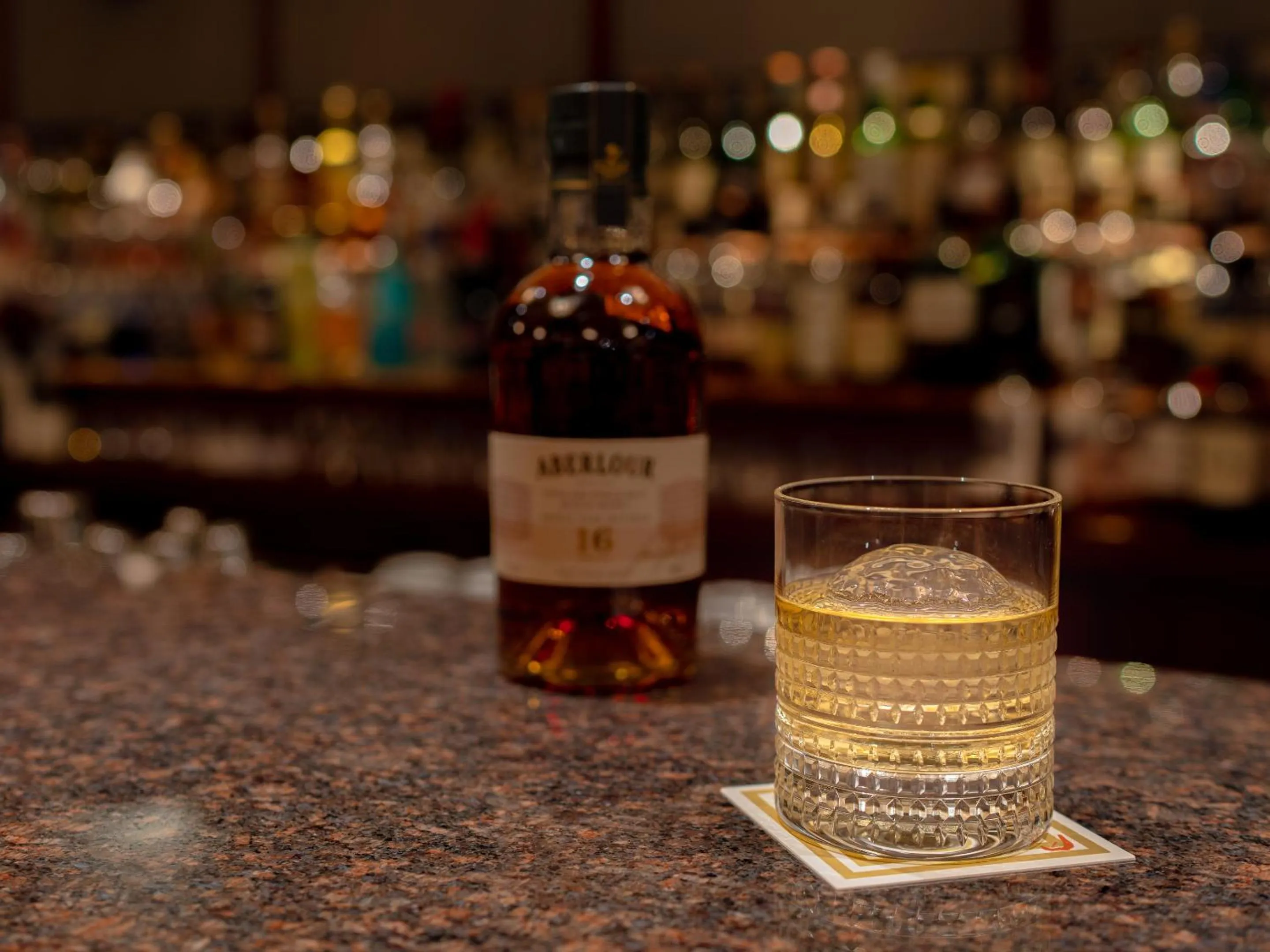 Lounge or bar in Keio Plaza Hotel Hachioji